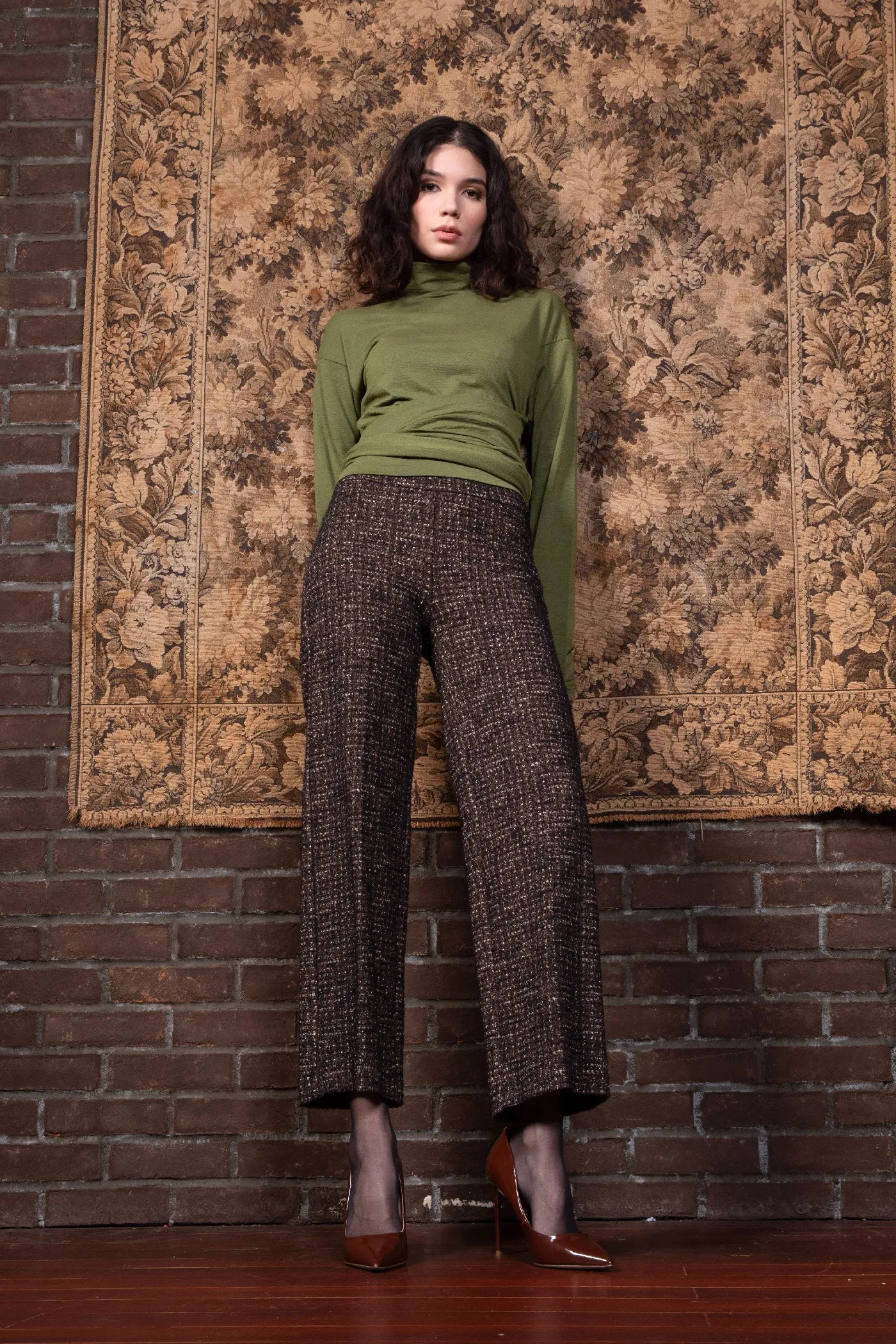 ALEX Glitz Brown sold by Avenue Montaigne