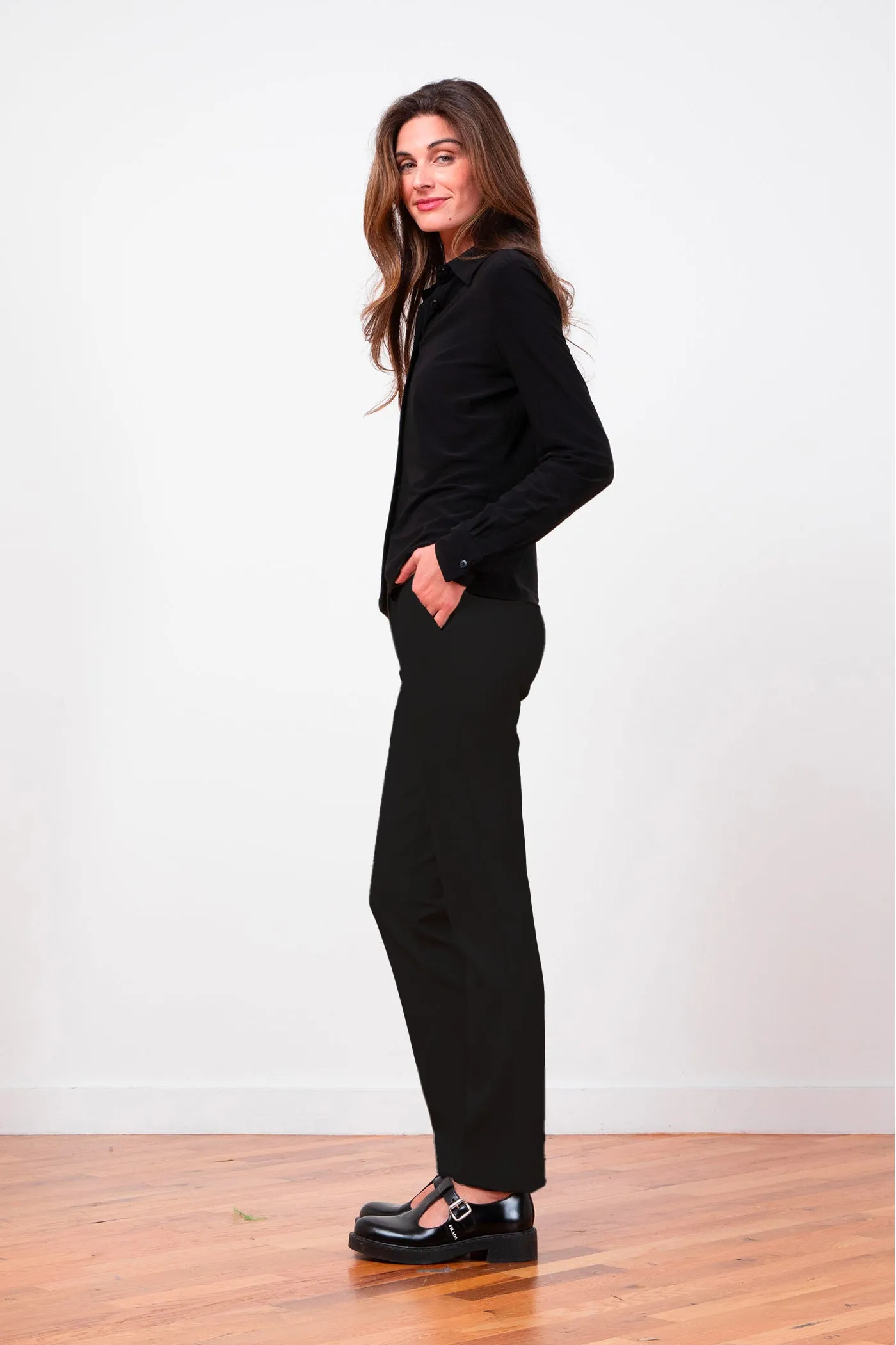 LOUIS Freedom Black sold by Avenue Montaigne product image thumbnail 2