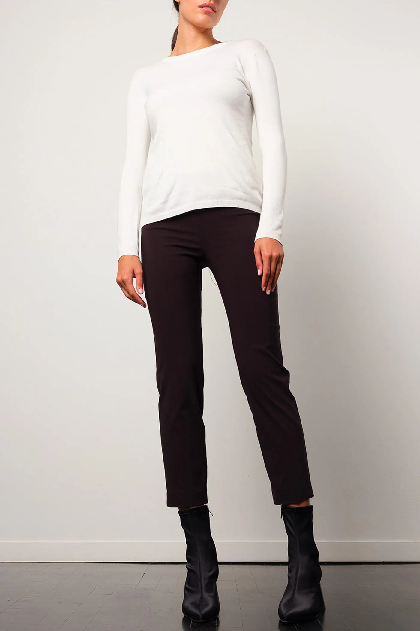 EDITH Signature Black sold by Avenue Montaigne