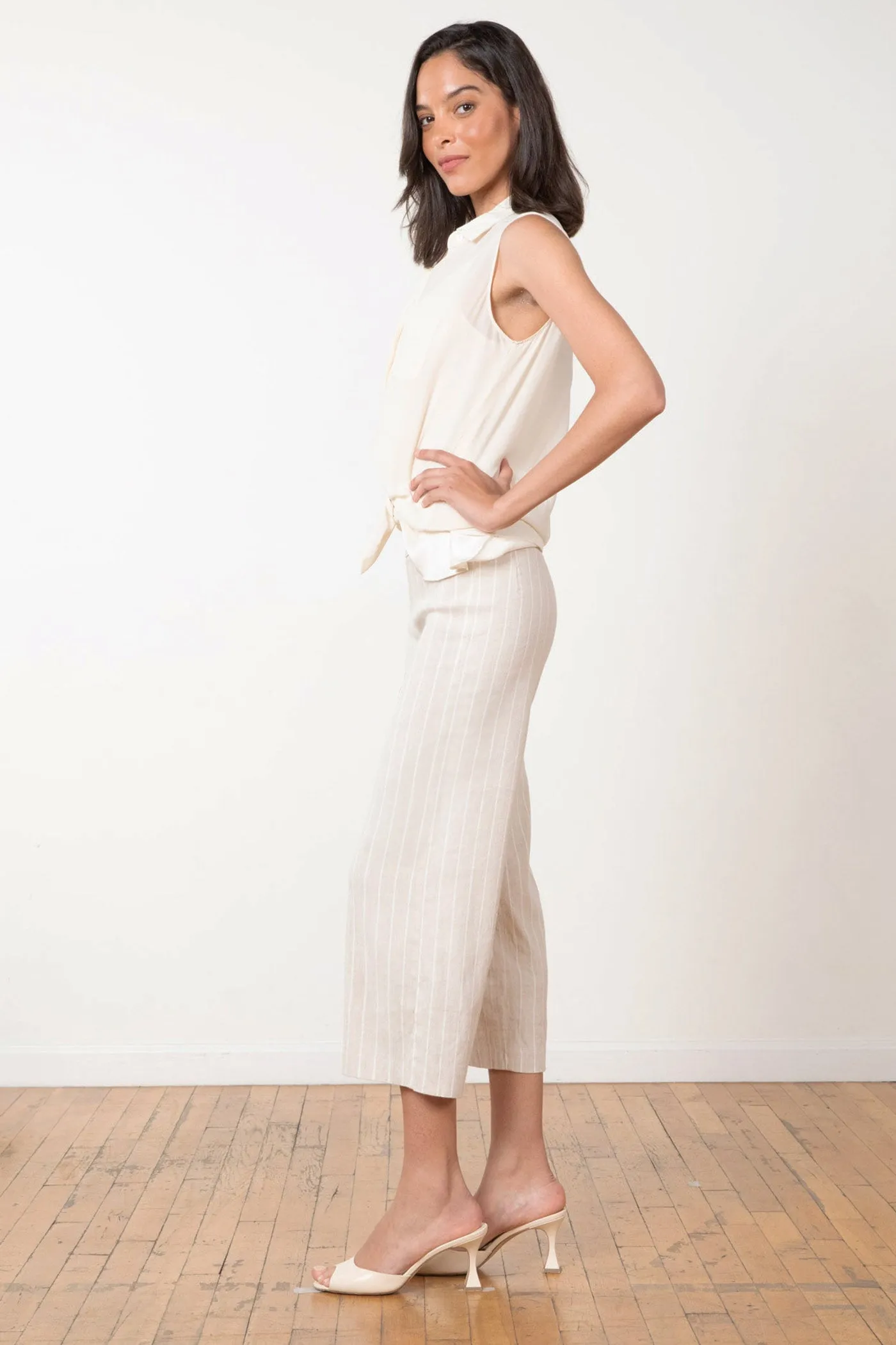 ALEX Linen Beige Glimmer sold by Avenue Montaigne product image thumbnail 2