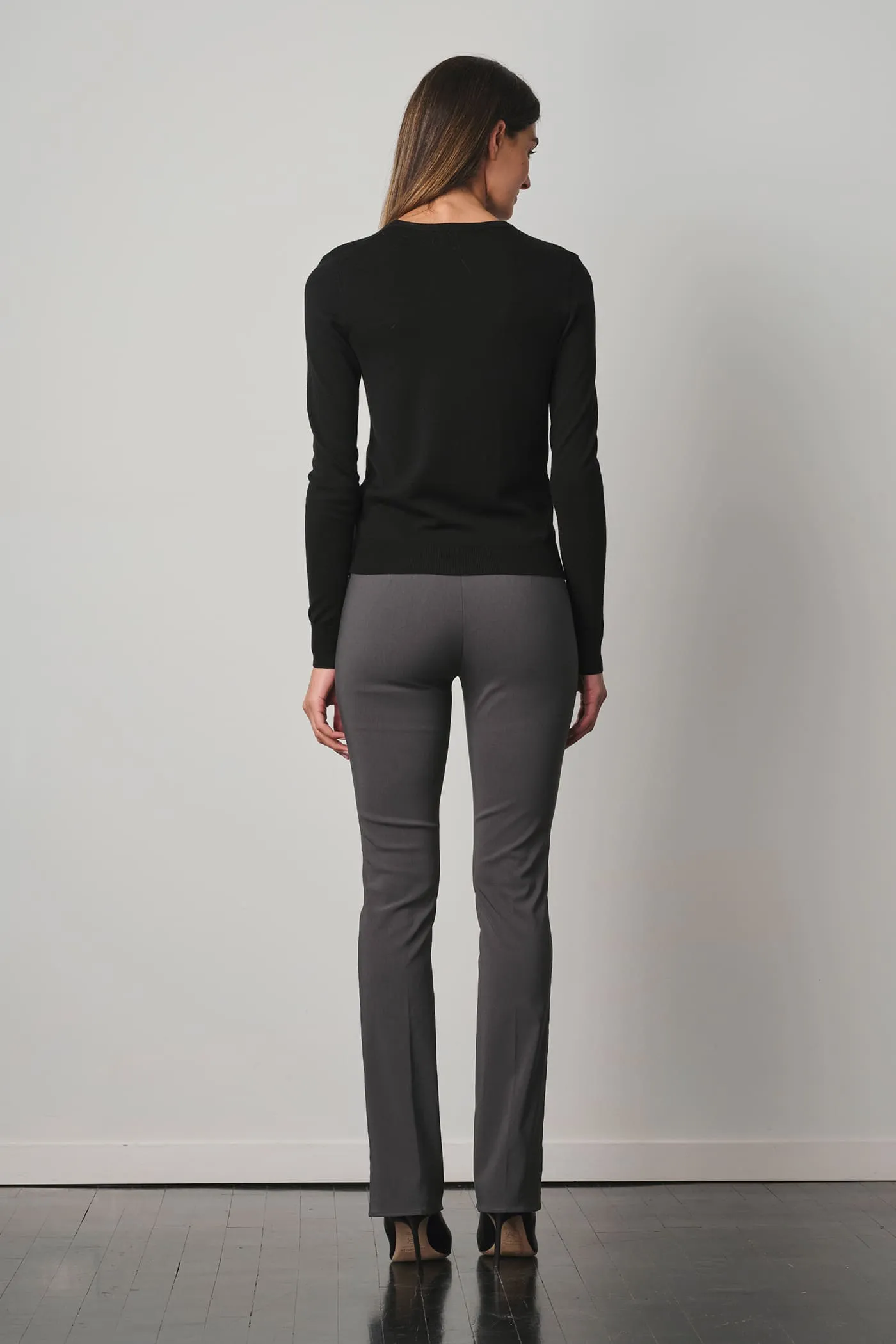 BECCA Signature Grey sold by Avenue Montaigne product image thumbnail 3