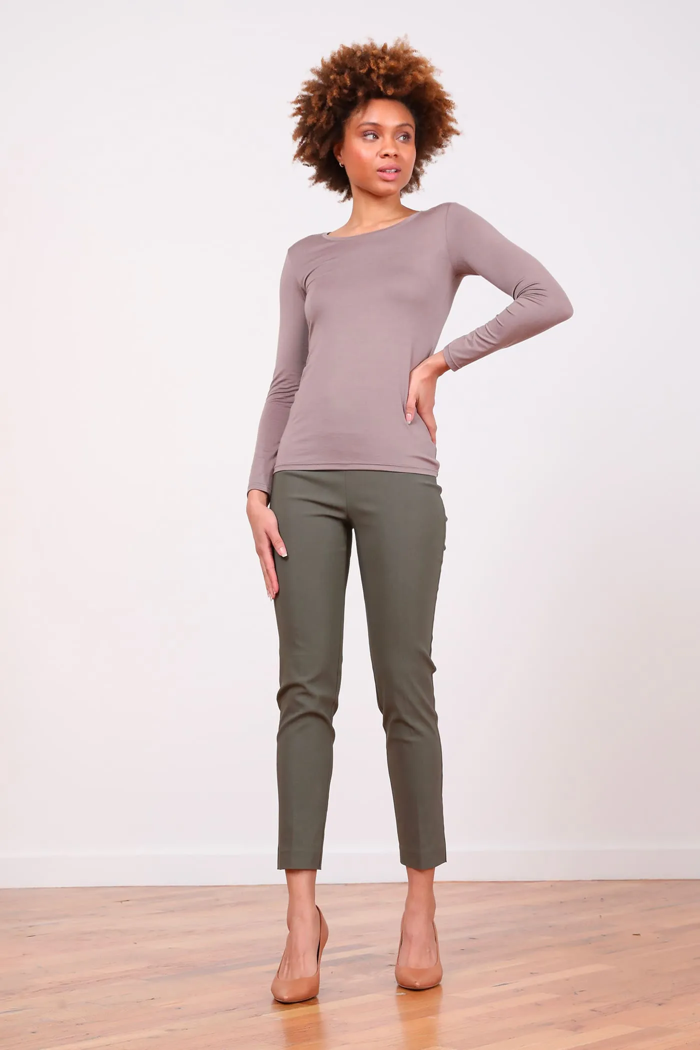 PARS Signature Olive Green sold by Avenue Montaigne