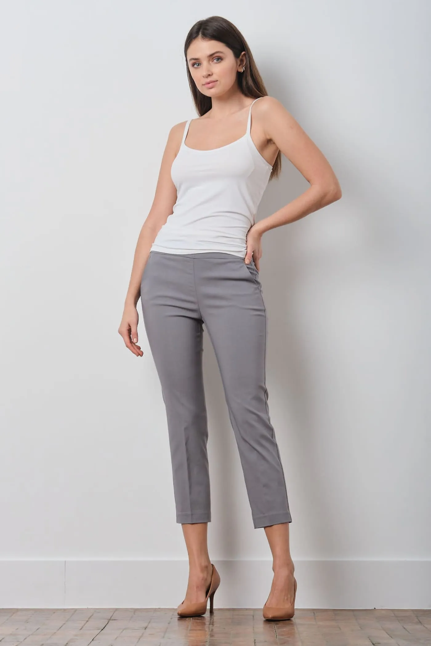 LULU Signature Light Grey sold by Avenue Montaigne