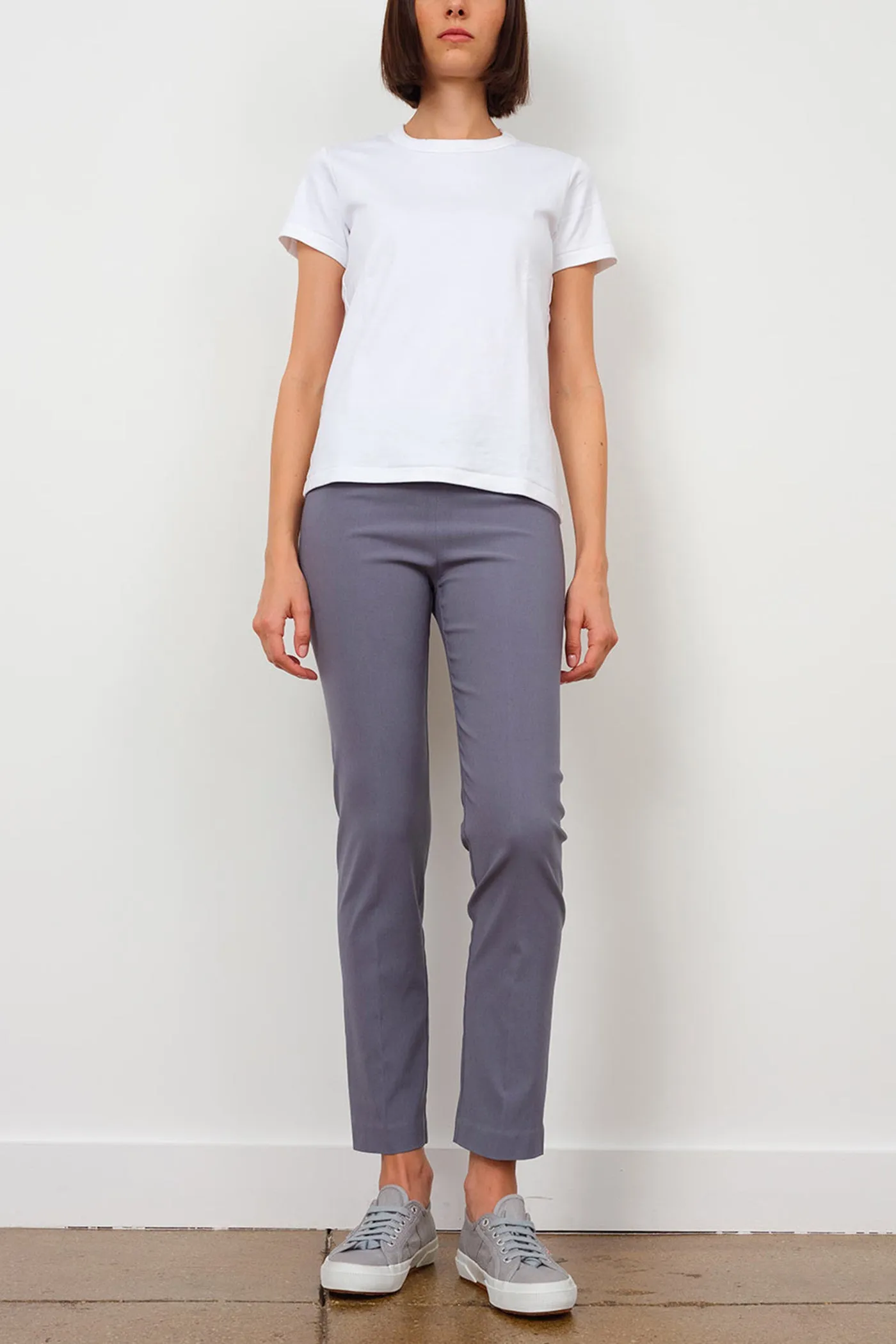 LILI Signature Slate sold by Avenue Montaigne