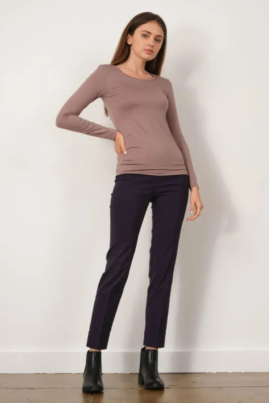 FRANCO Signature Navy sold by Avenue Montaigne