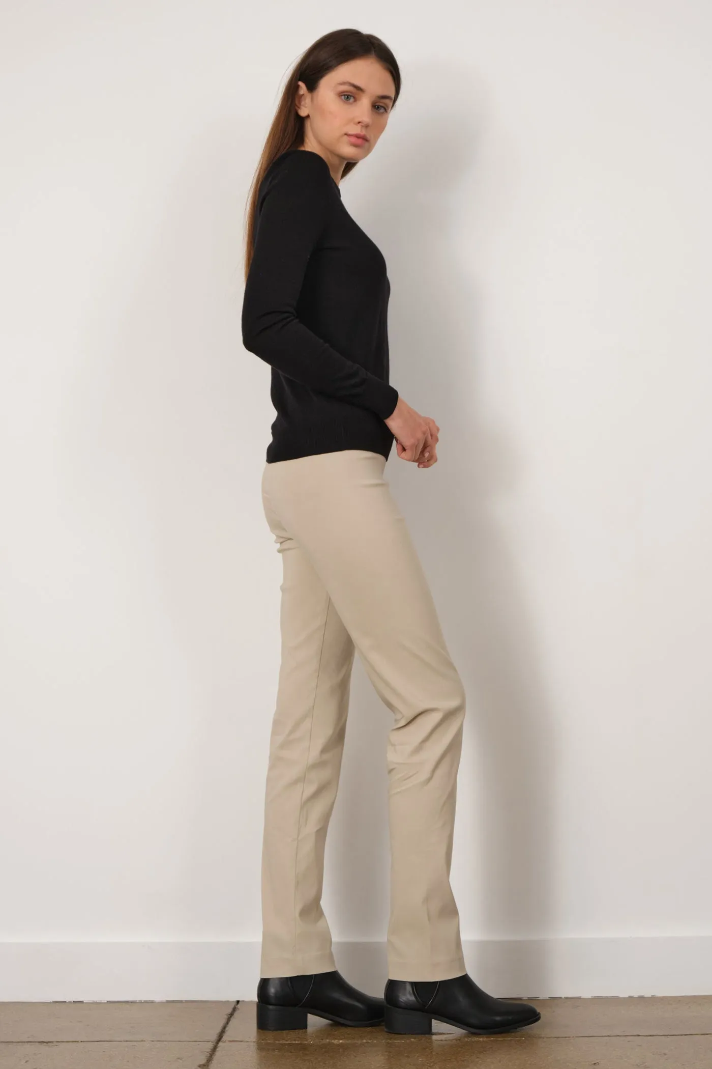 BILLY Signature Beige sold by Avenue Montaigne product image thumbnail 2