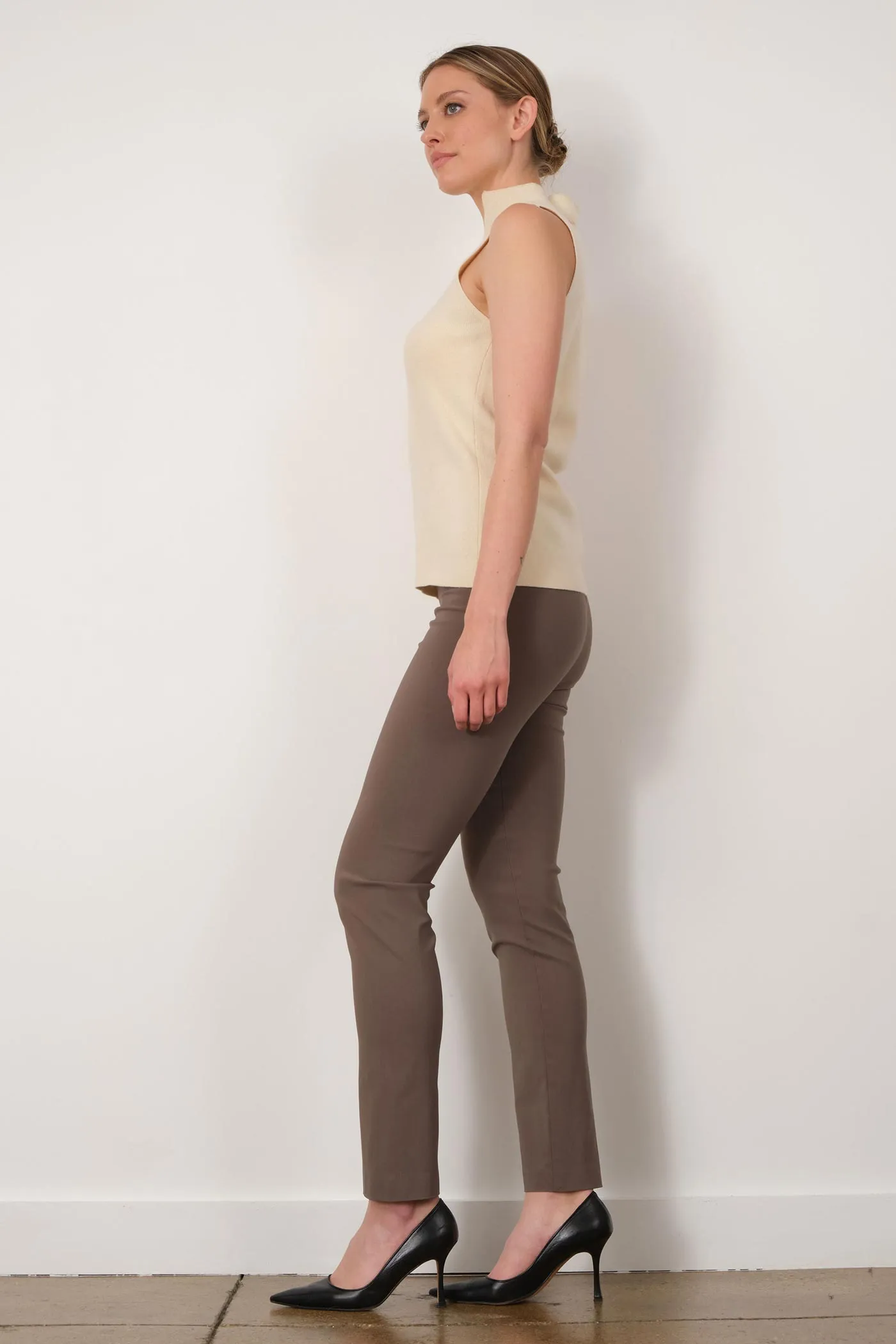 BILLY Signature Taupe sold by Avenue Montaigne product image thumbnail 2