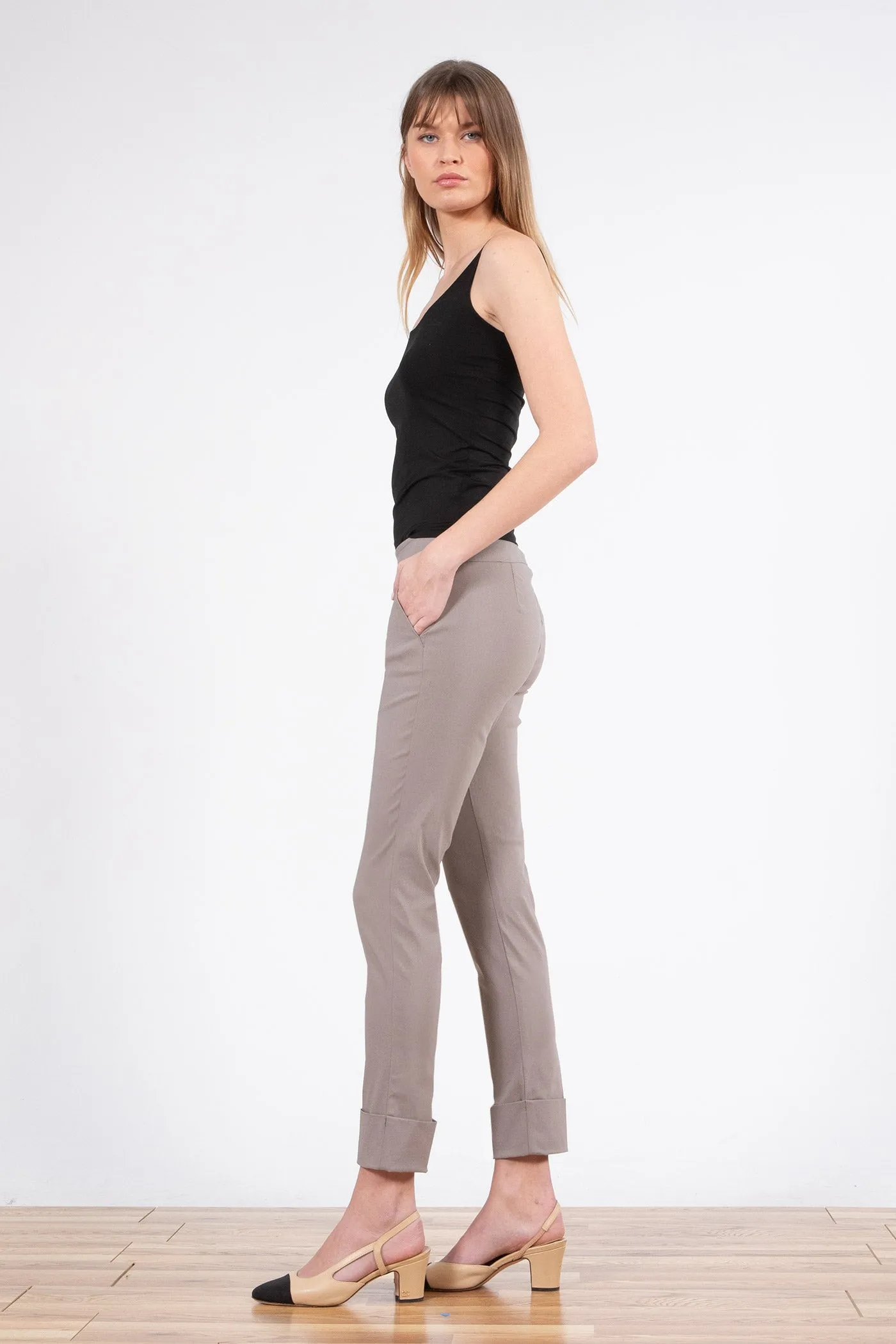 BEN Signature Stone sold by Avenue Montaigne product image thumbnail 2