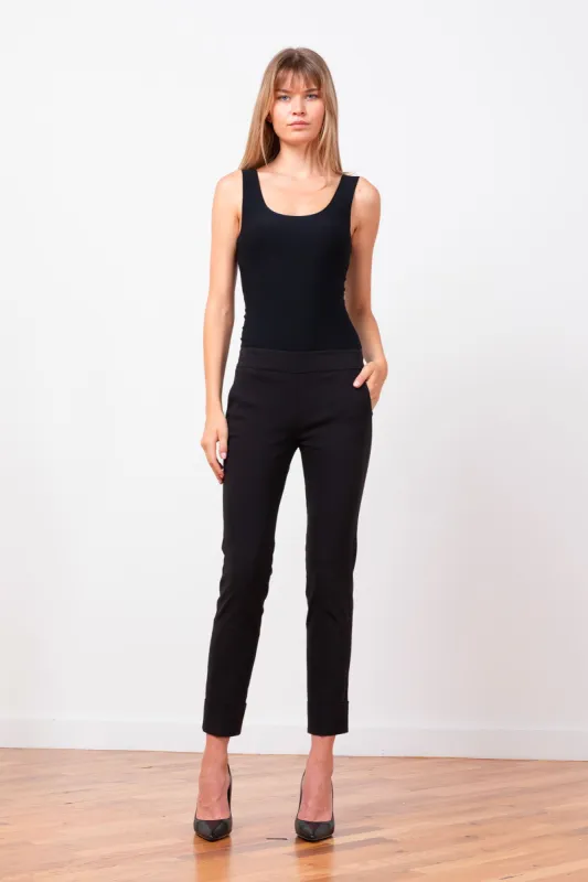 BEN Signature Black sold by Avenue Montaigne