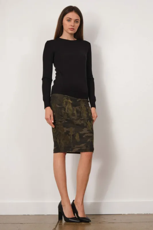 PULL ON SKIRT Camouflage sold by Avenue Montaigne