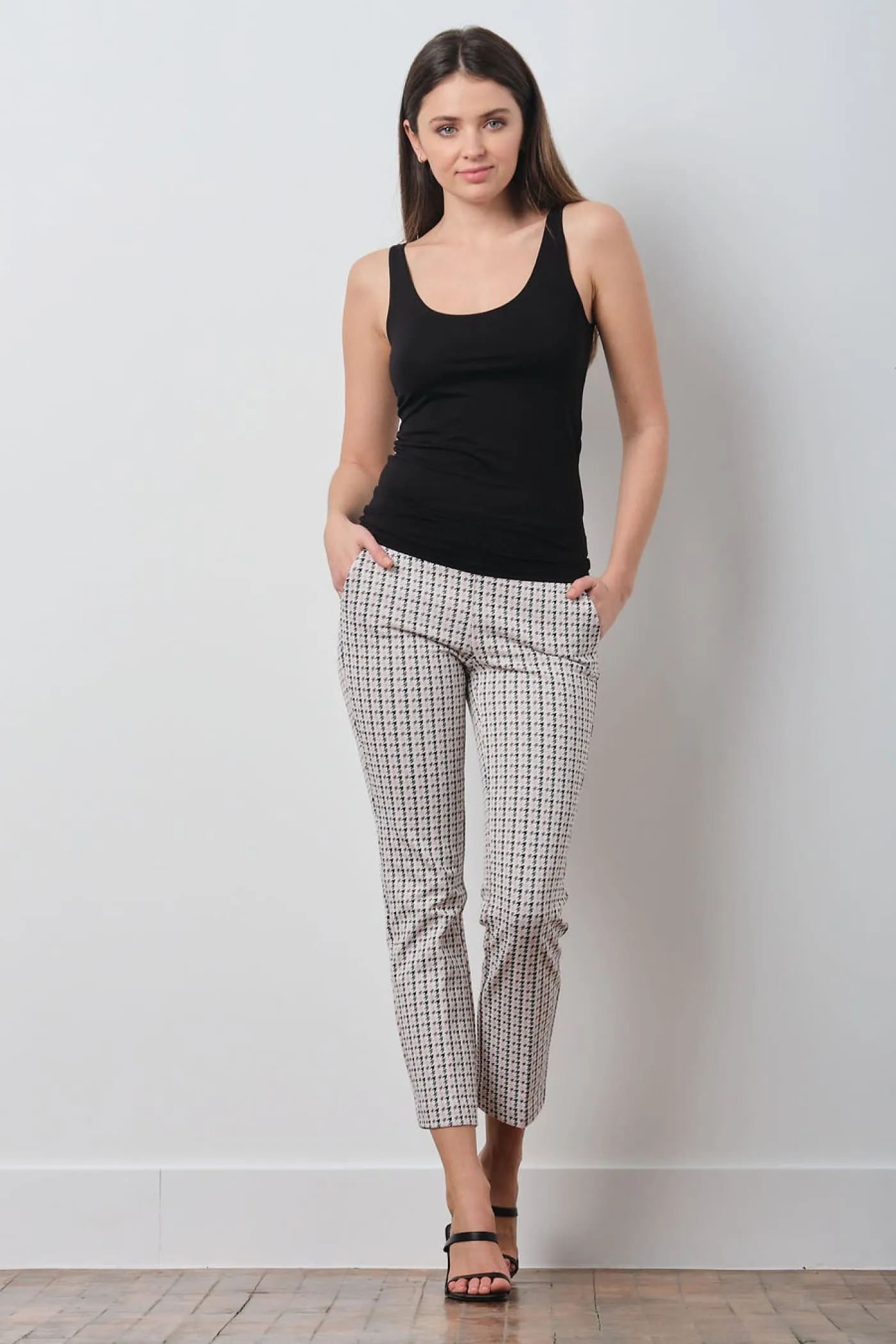 LULU Houndstooth Blush sold by Avenue Montaigne product image thumbnail 3