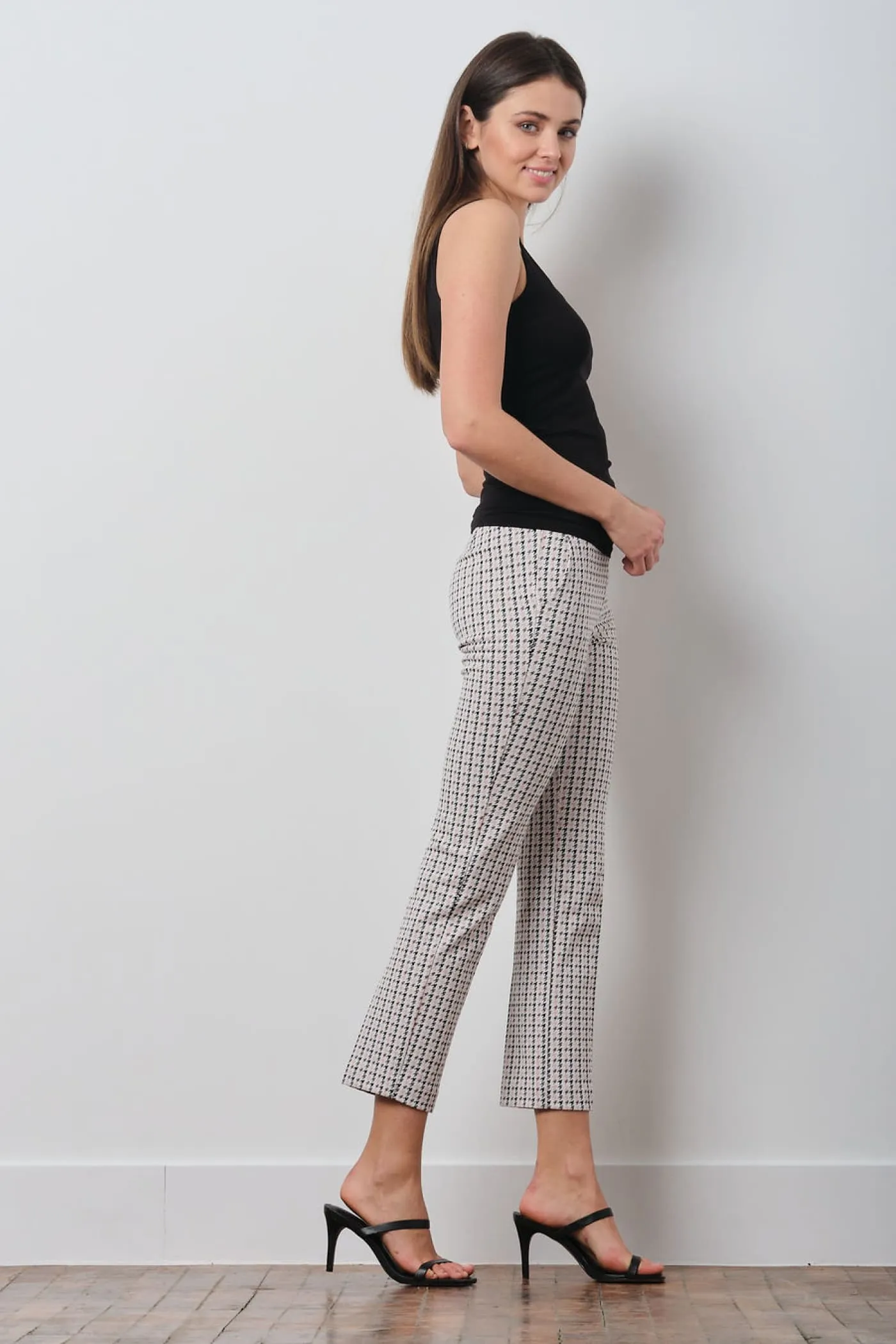 LULU Houndstooth Blush sold by Avenue Montaigne product image thumbnail 4