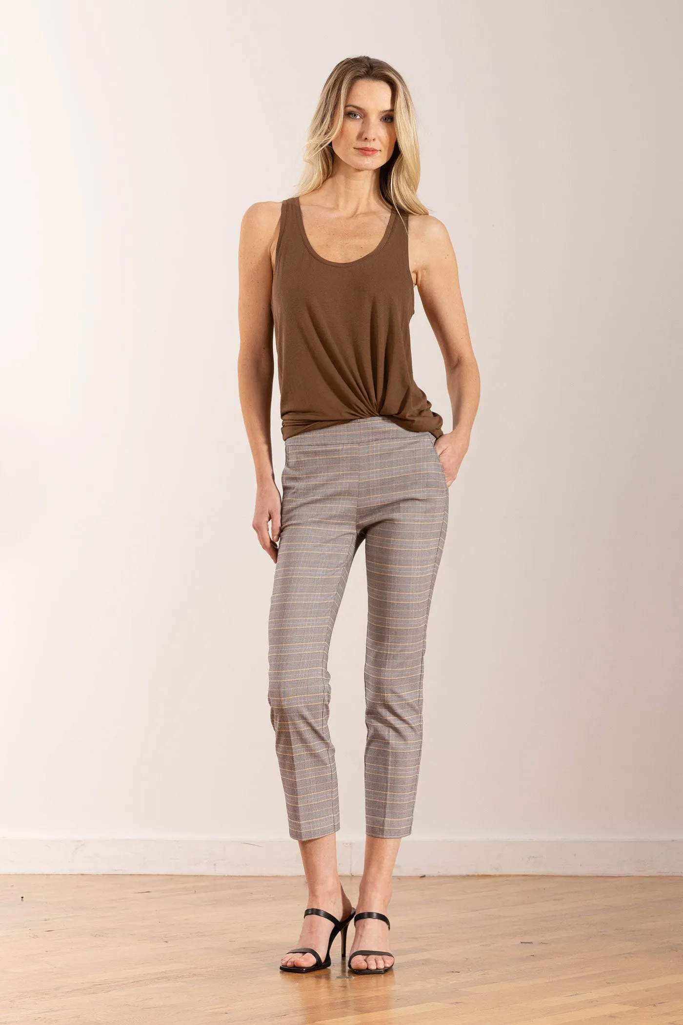 LULU Grey Plaid sold by Avenue Montaigne