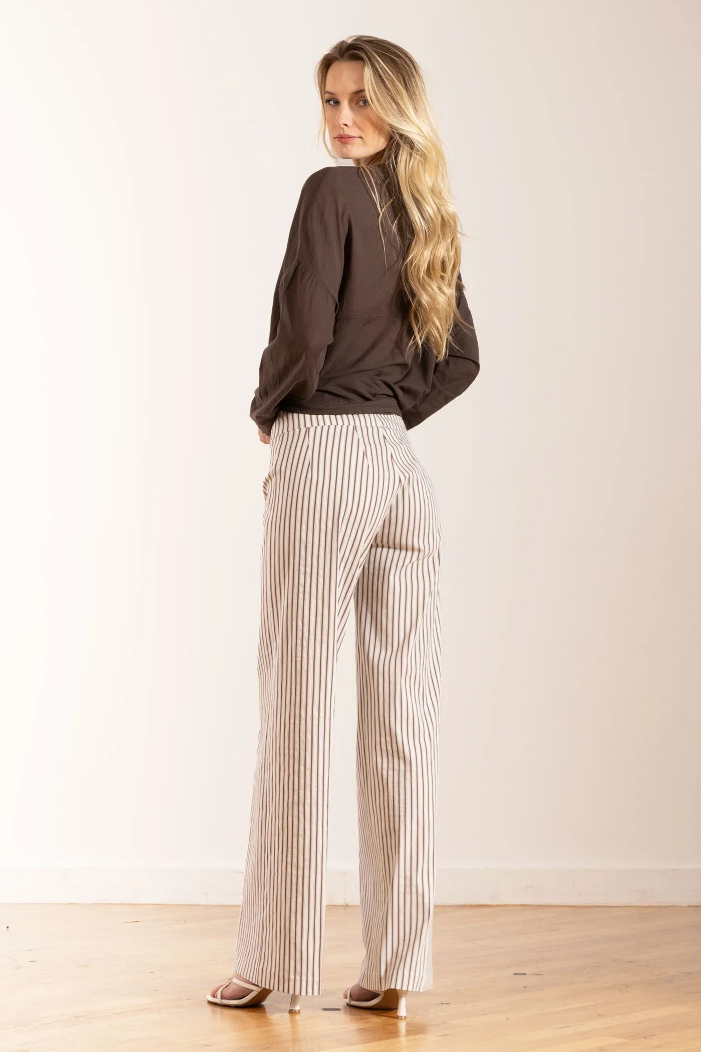 FLAVIA Bistro Cognac sold by Avenue Montaigne product image thumbnail 3