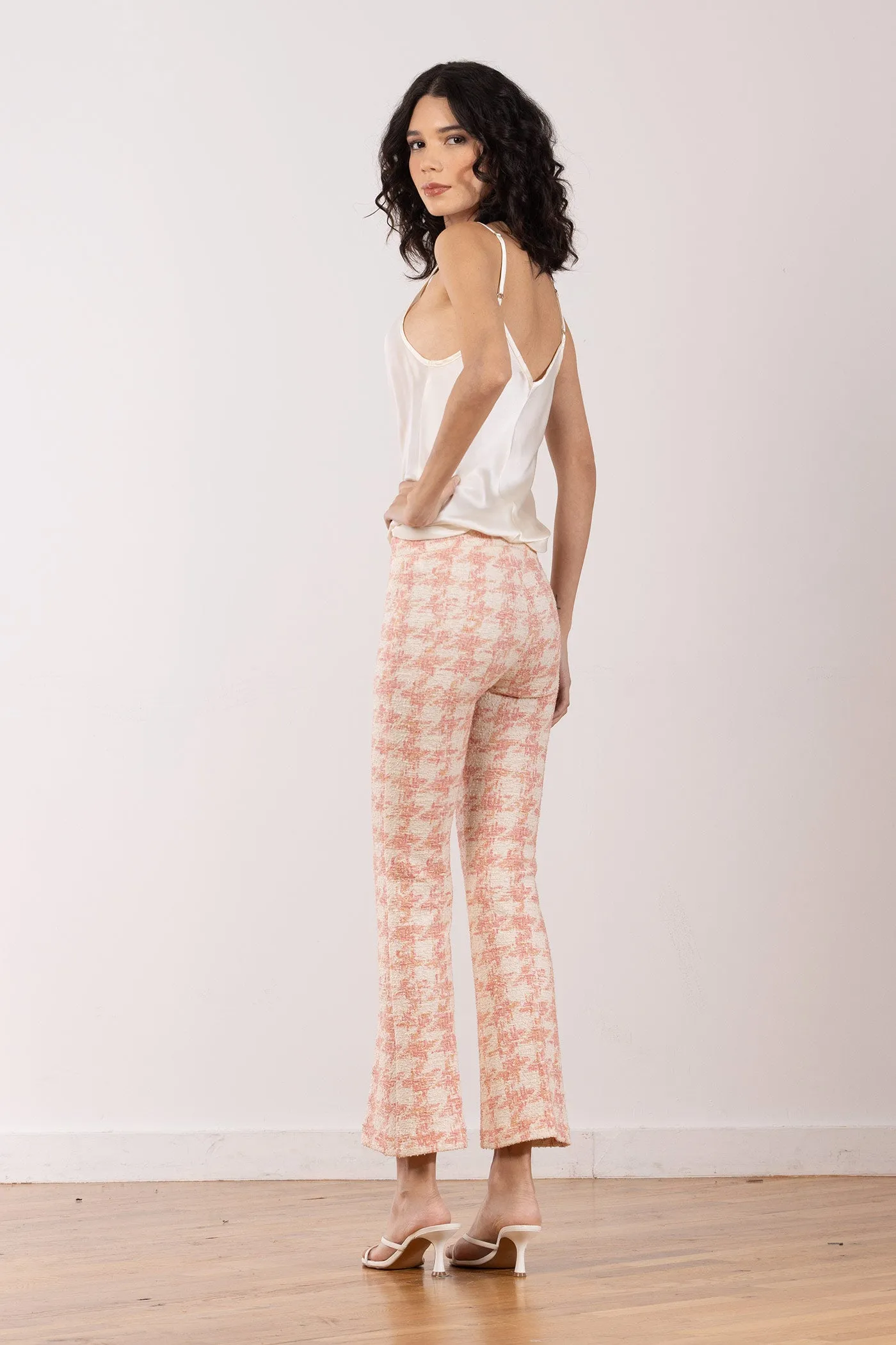 LEO Boucle Houndstooth Blush sold by Avenue Montaigne product image thumbnail 3