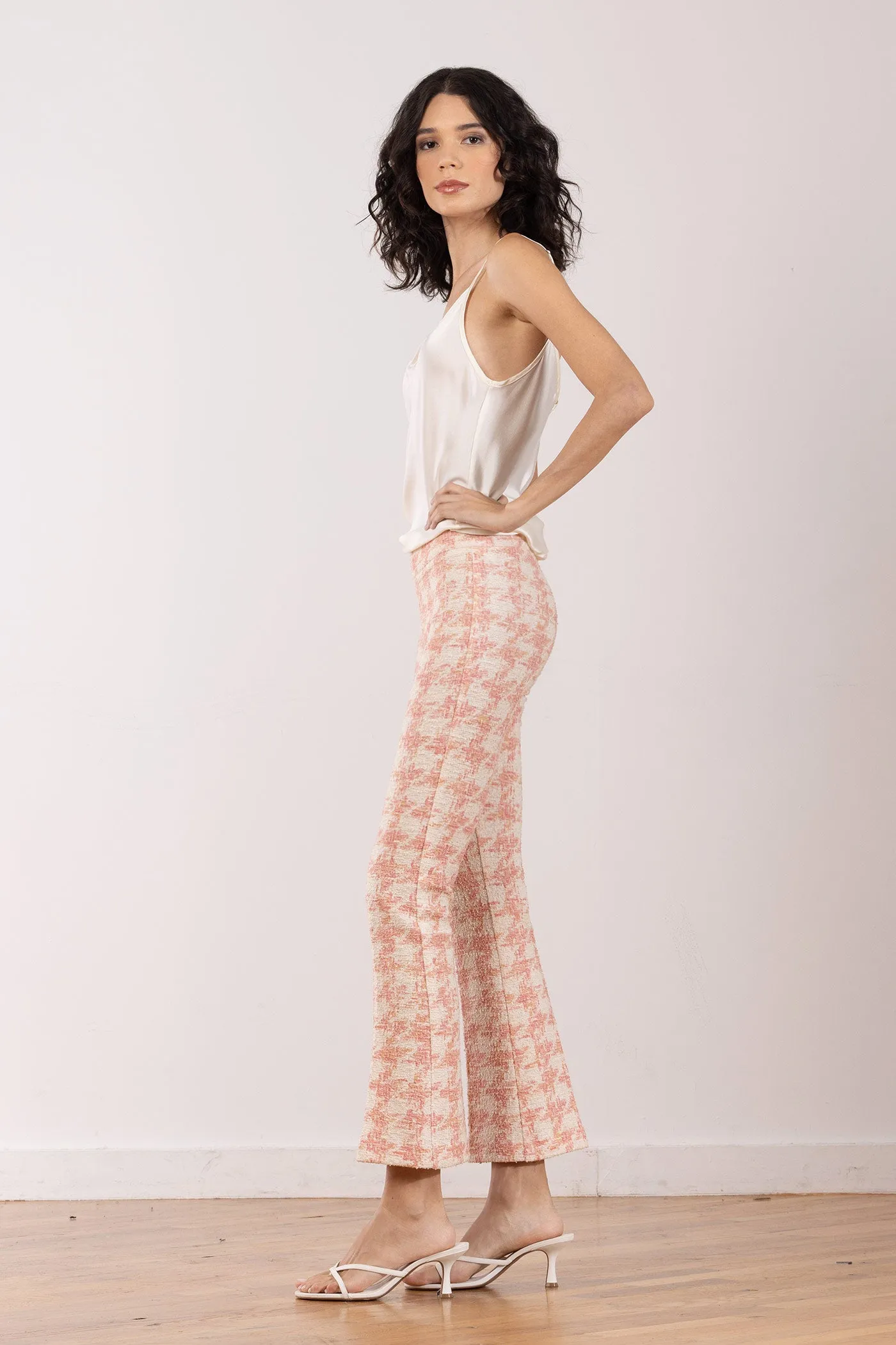 LEO Boucle Houndstooth Blush sold by Avenue Montaigne product image thumbnail 2