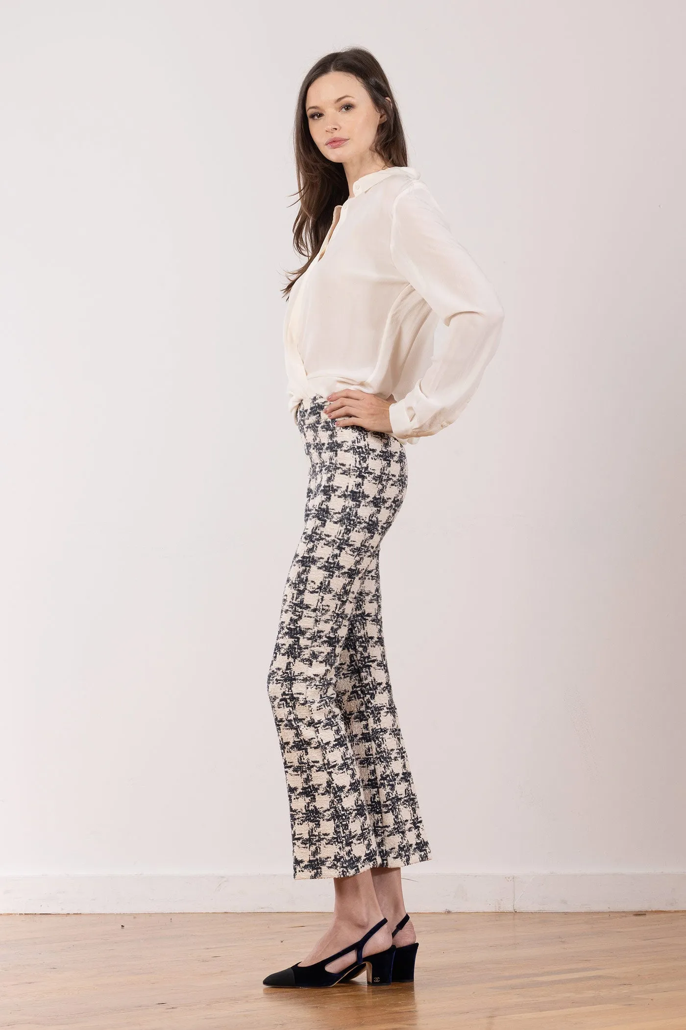 LEO Boucle Houndstooth Navy sold by Avenue Montaigne product image thumbnail 2