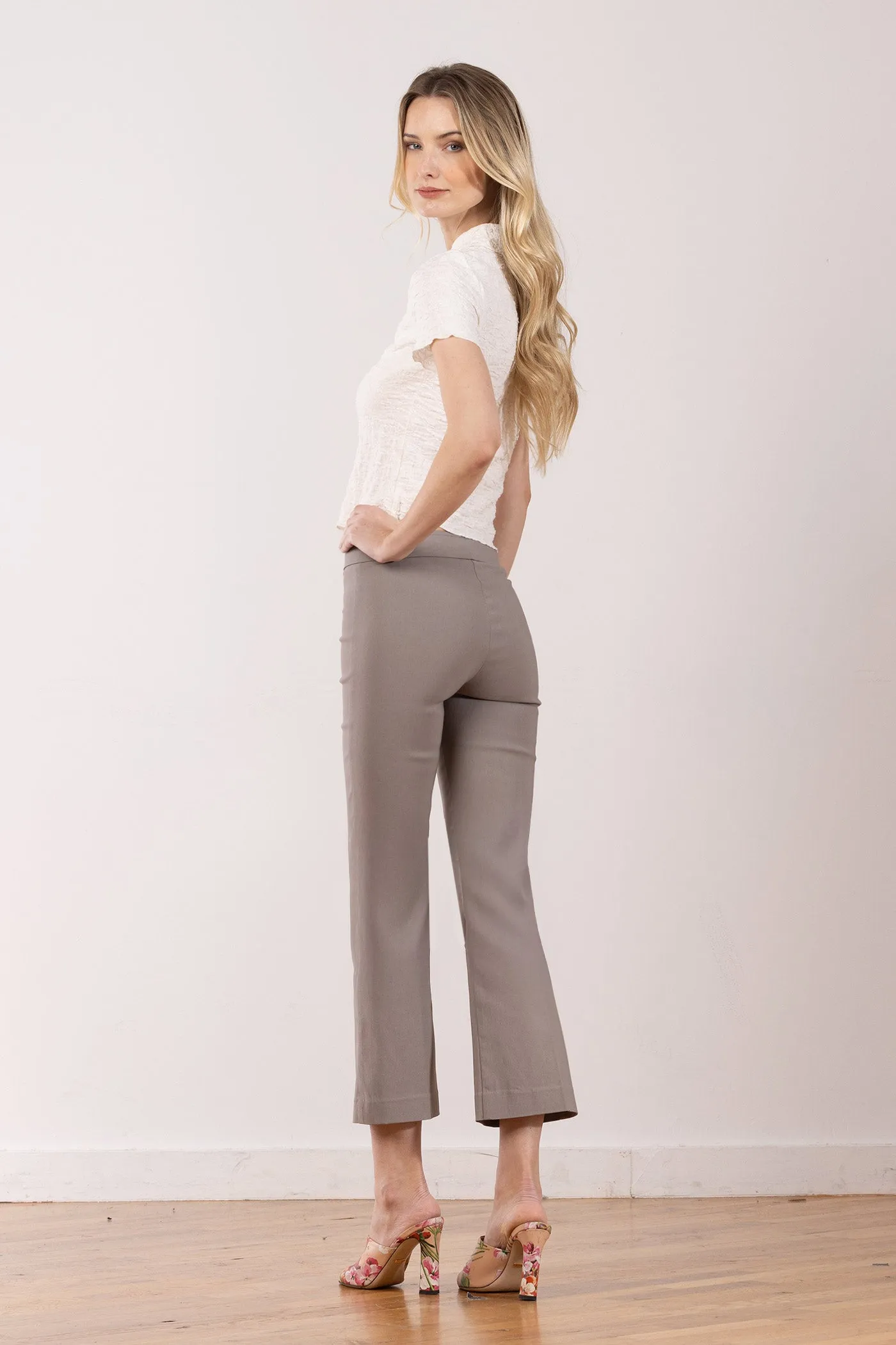 LEO Signature Stone sold by Avenue Montaigne product image thumbnail 3