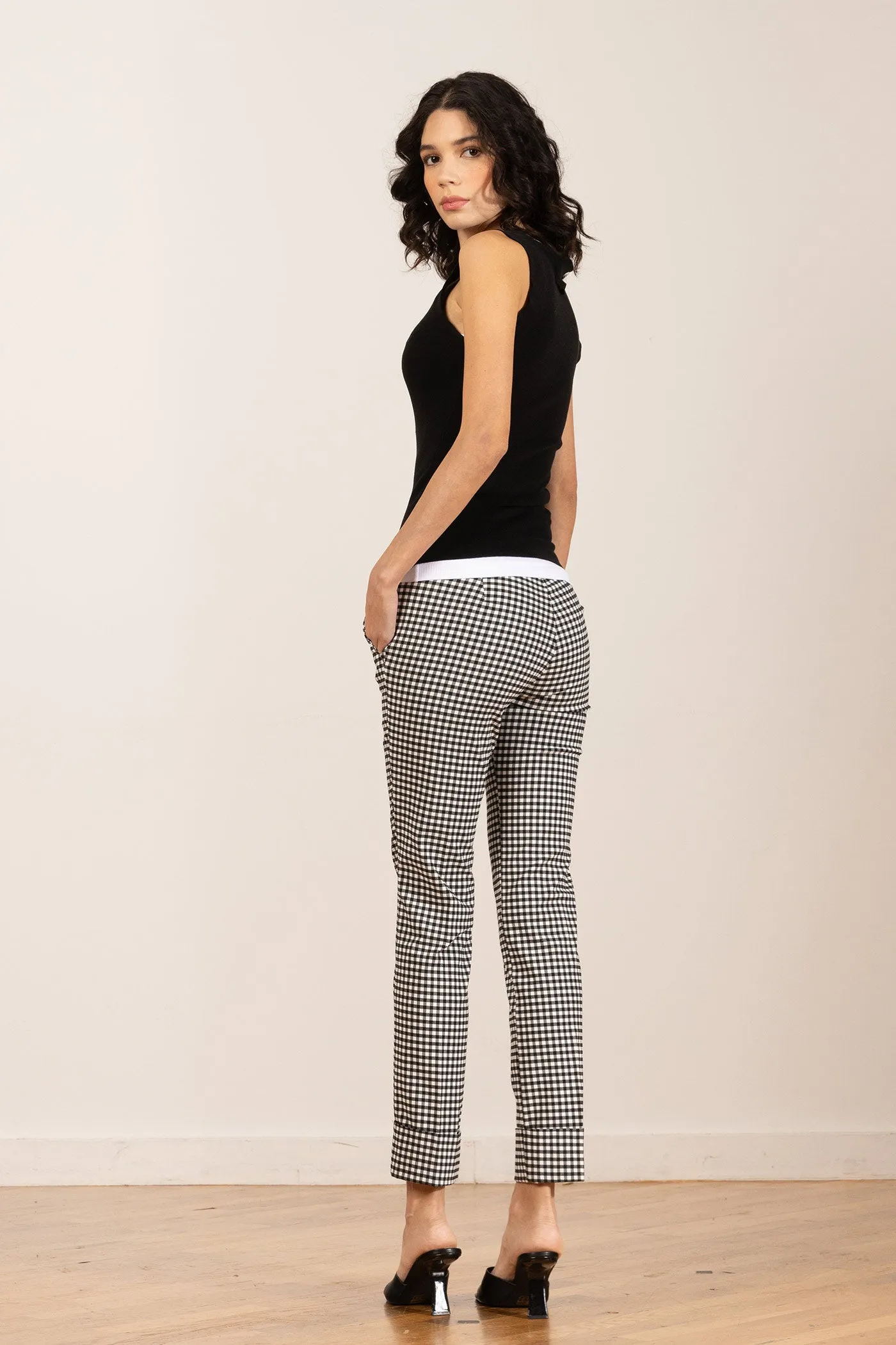 BEN Check Black sold by Avenue Montaigne product image thumbnail 3