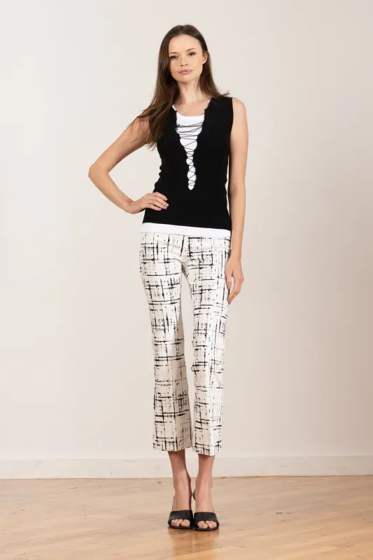 LEO Graffiti White sold by Avenue Montaigne