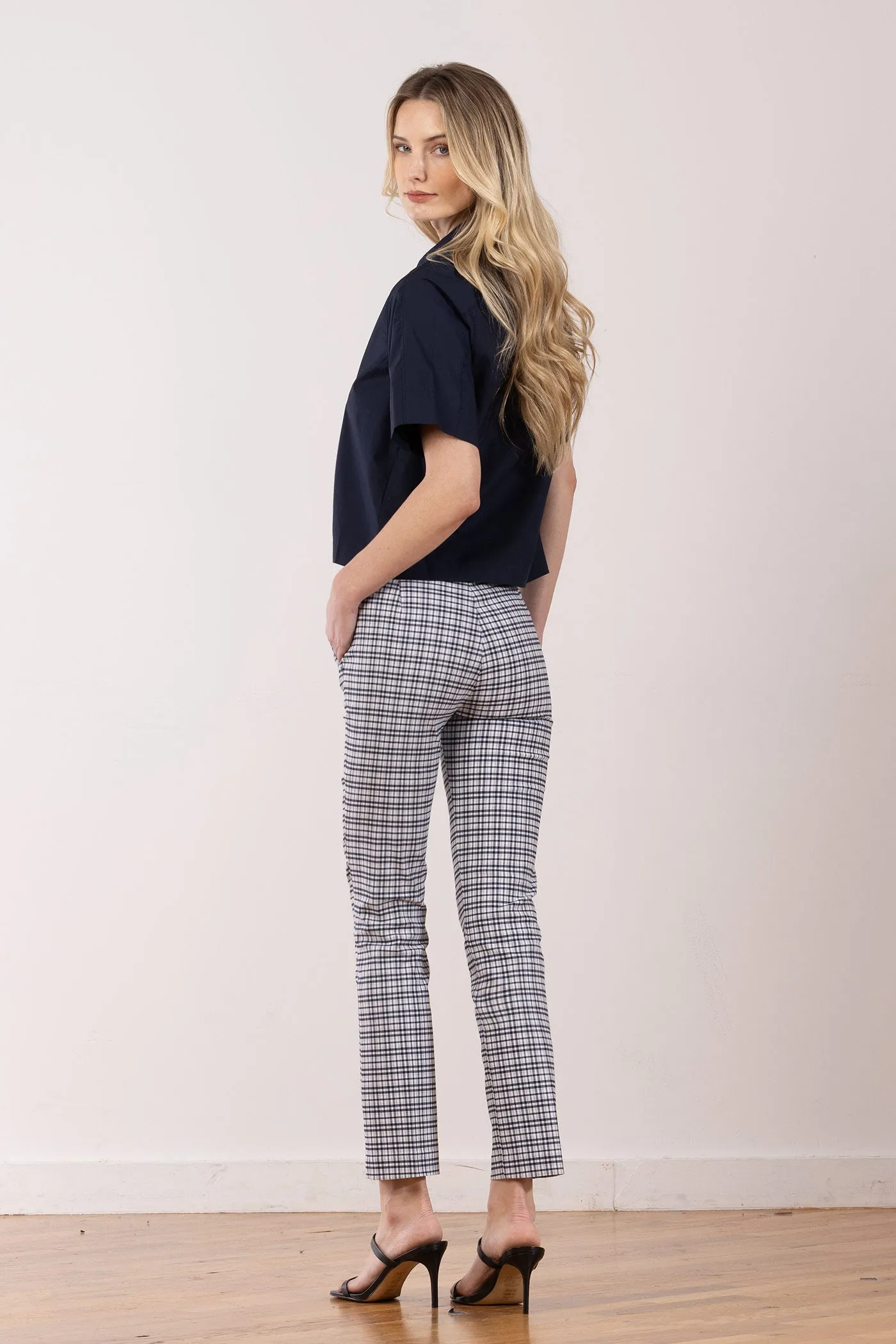 LULU Screen Blue sold by Avenue Montaigne product image thumbnail 3