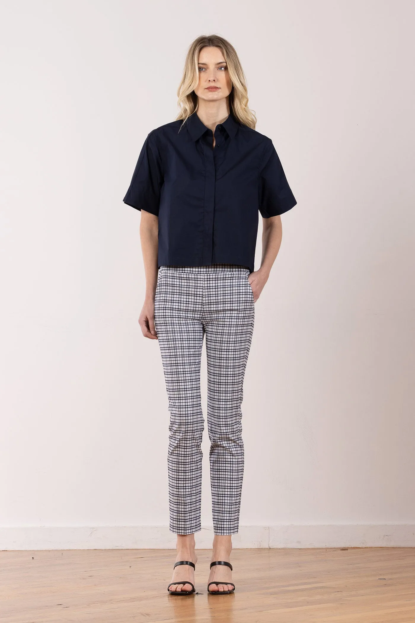 LULU Screen Blue sold by Avenue Montaigne