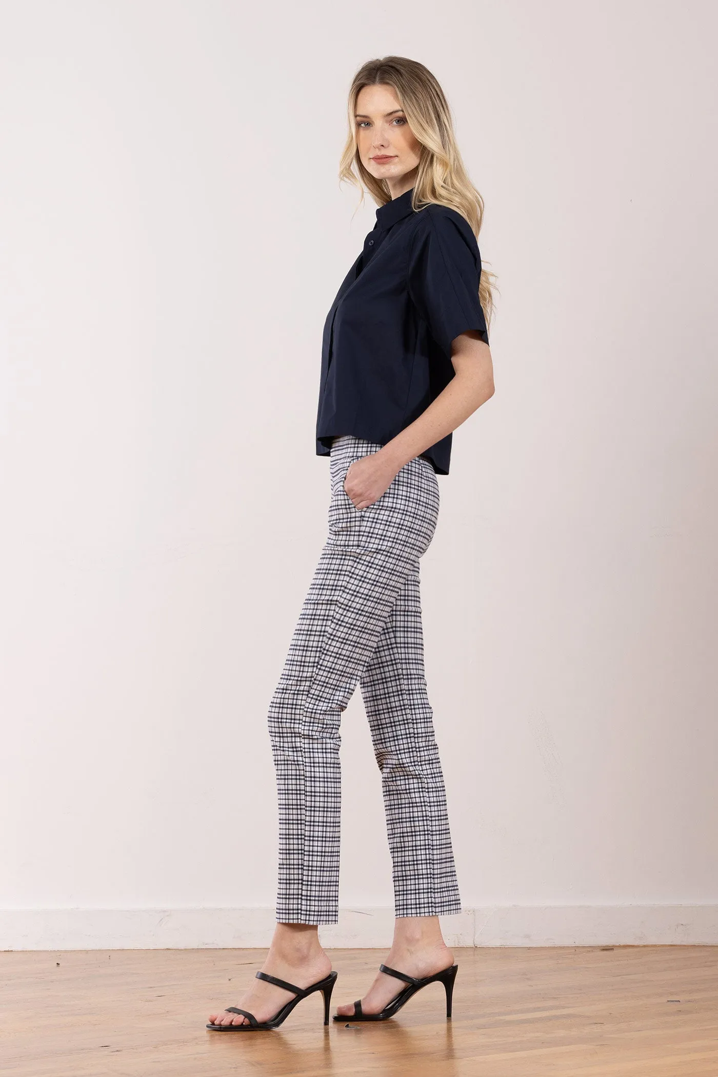 LULU Screen Blue sold by Avenue Montaigne product image thumbnail 2