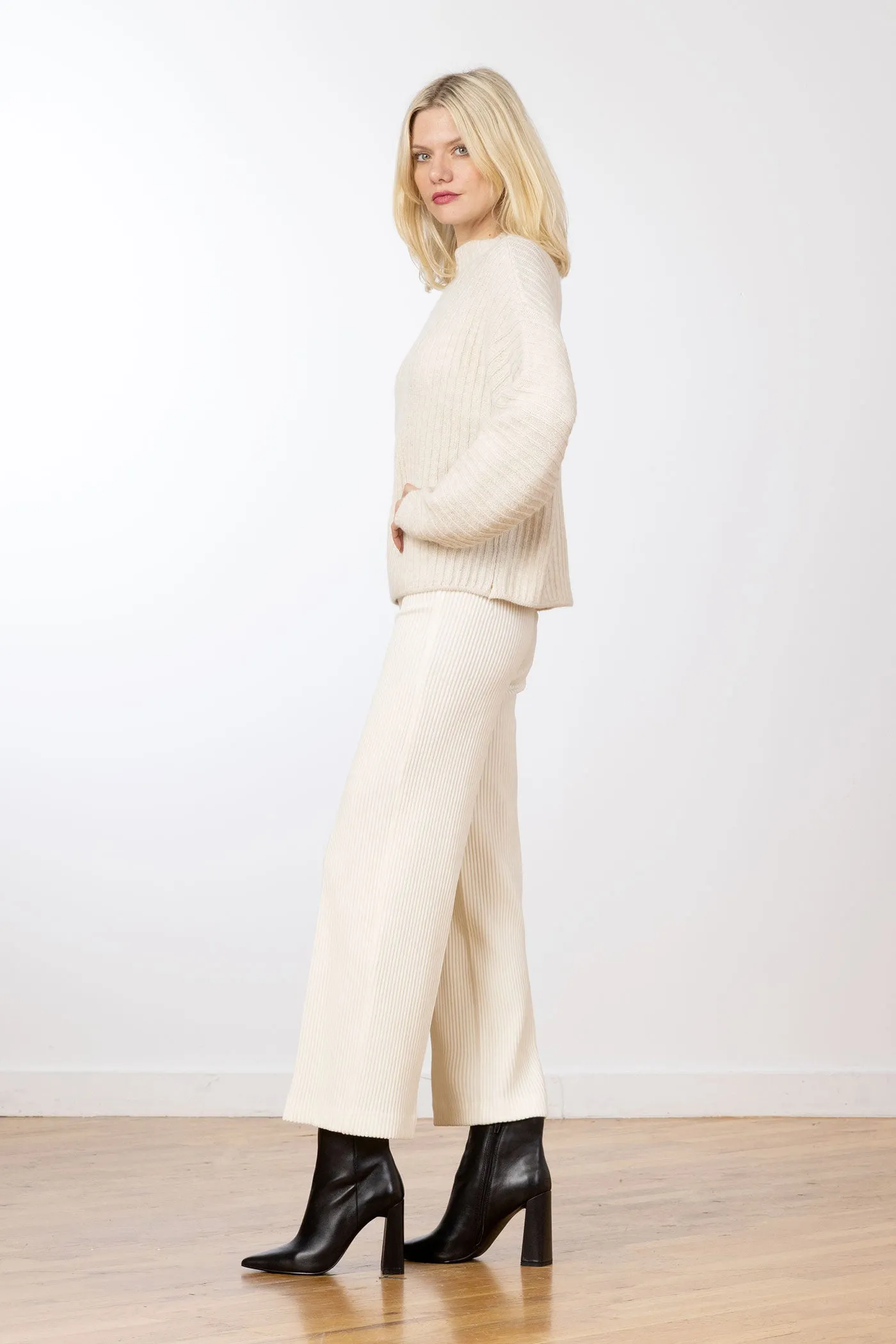 ALEX Corduroy Winter White sold by Avenue Montaigne product image thumbnail 2