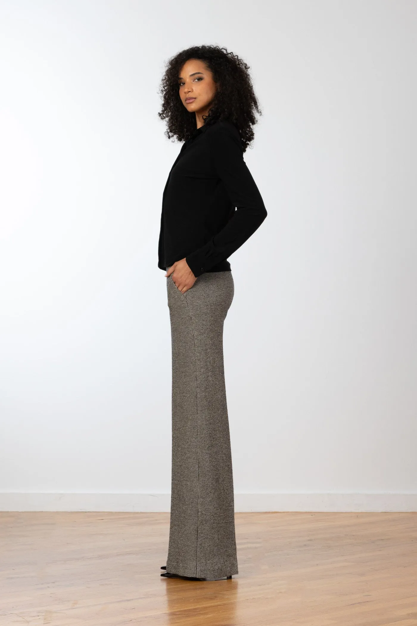 CARLA Prestige sold by Avenue Montaigne product image thumbnail 2