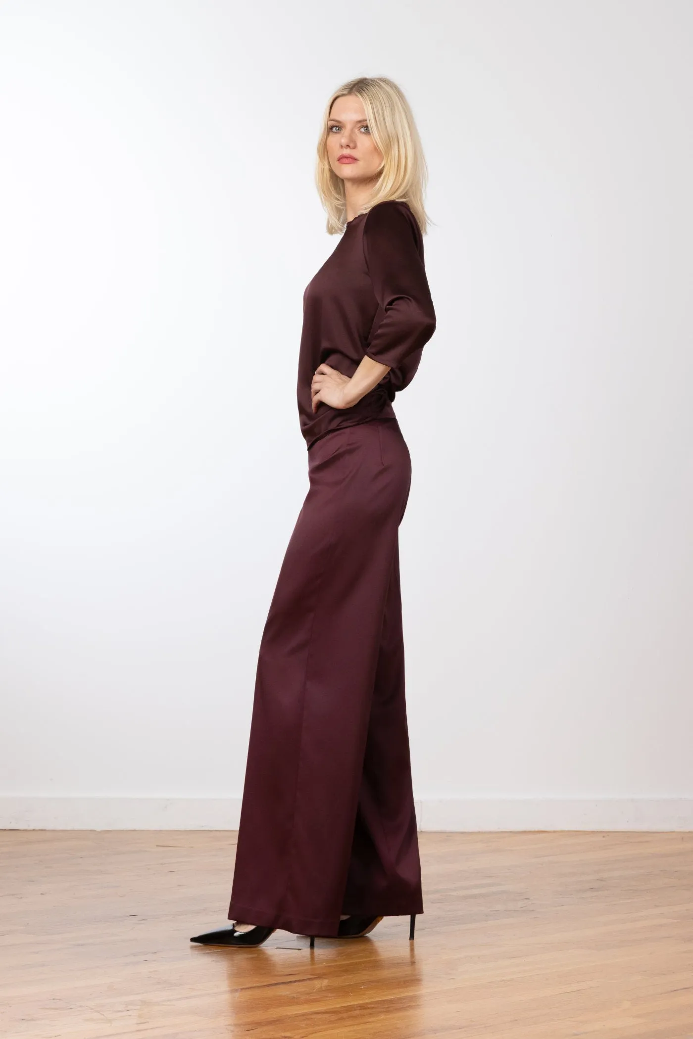 FLAVIA Satin Scarlet sold by Avenue Montaigne product image thumbnail 3