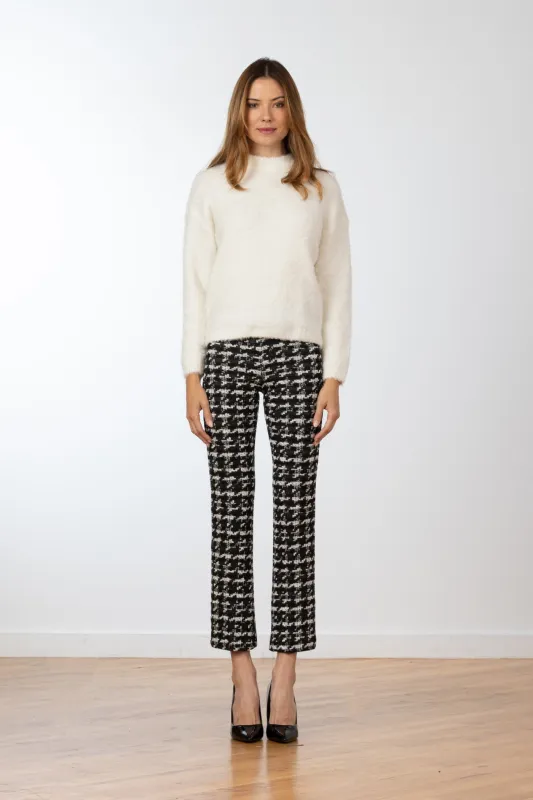 LEO Retro sold by Avenue Montaigne