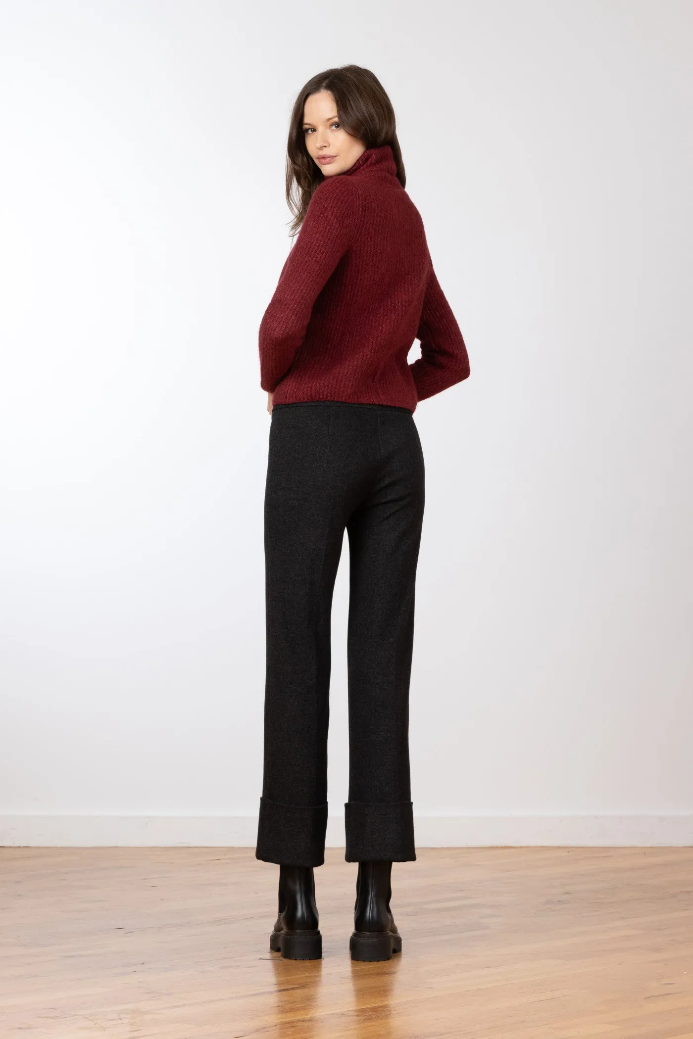 BONNIE Cozy Charcoal sold by Avenue Montaigne product image thumbnail 4