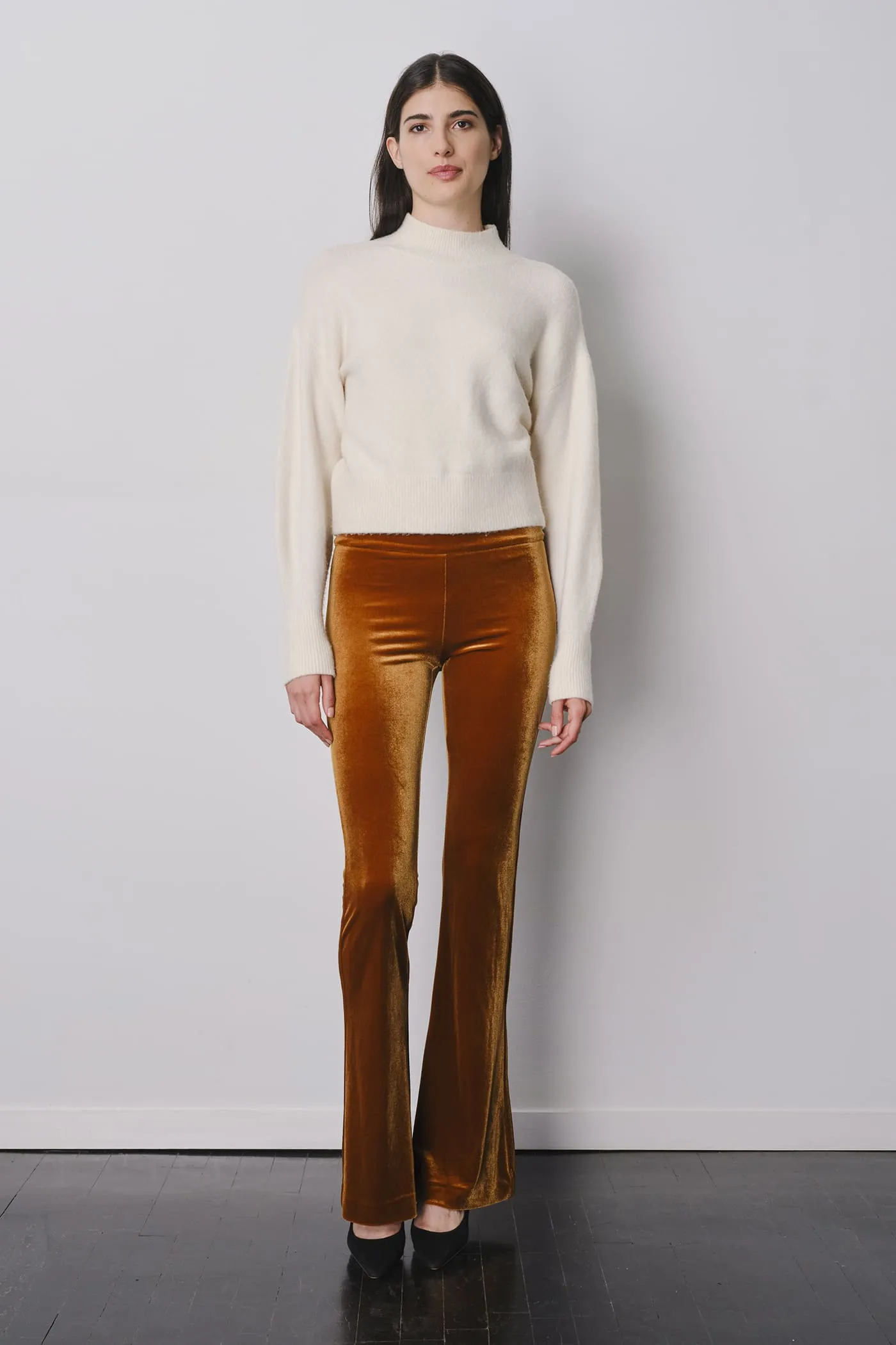 BELLINI Velvet Sienna sold by Avenue Montaigne