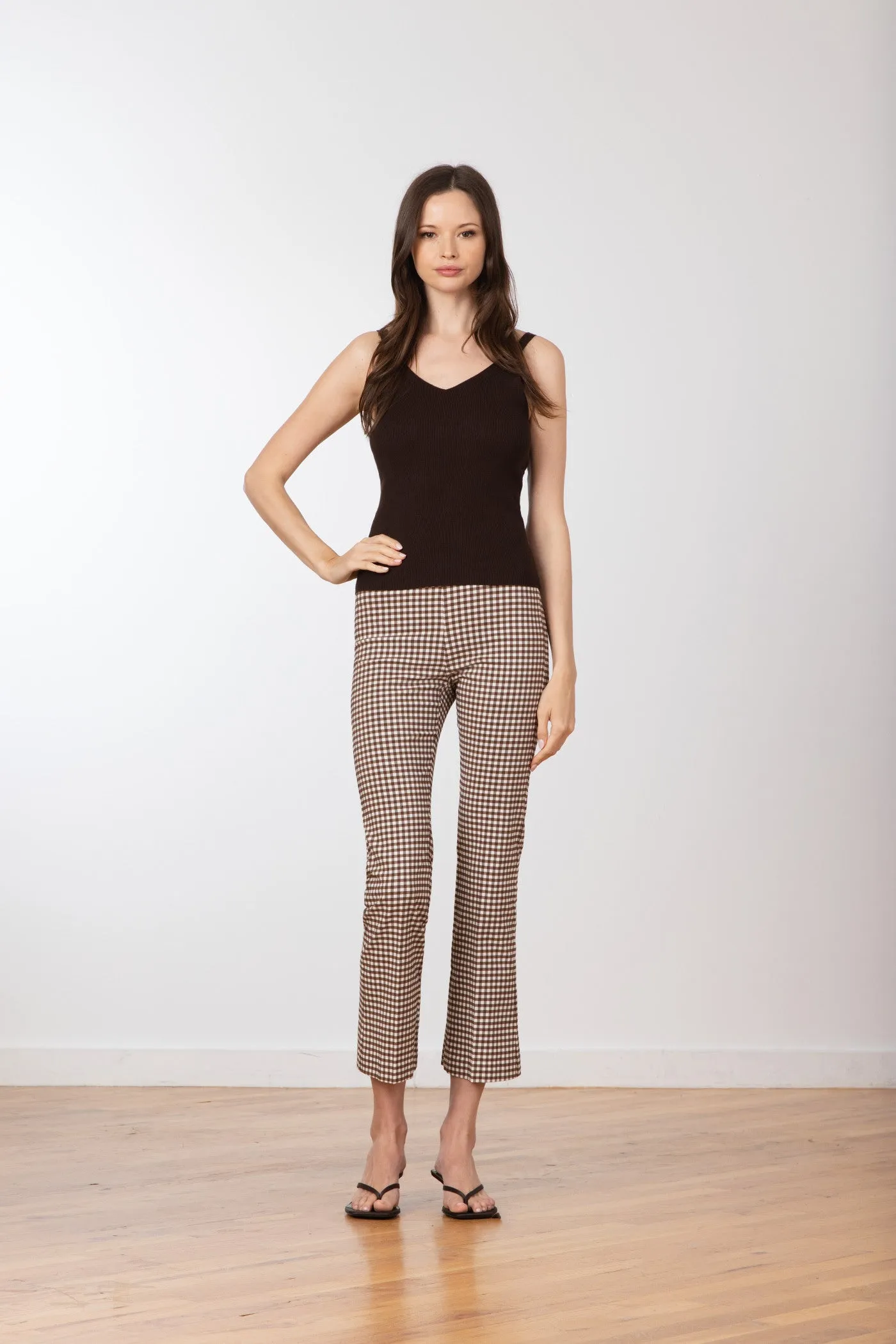 LEO Check Brown sold by Avenue Montaigne