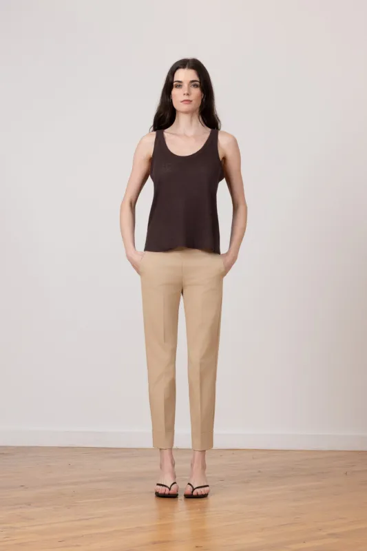 BEN Cotton Stretch Khaki made by Avenue Montaigne