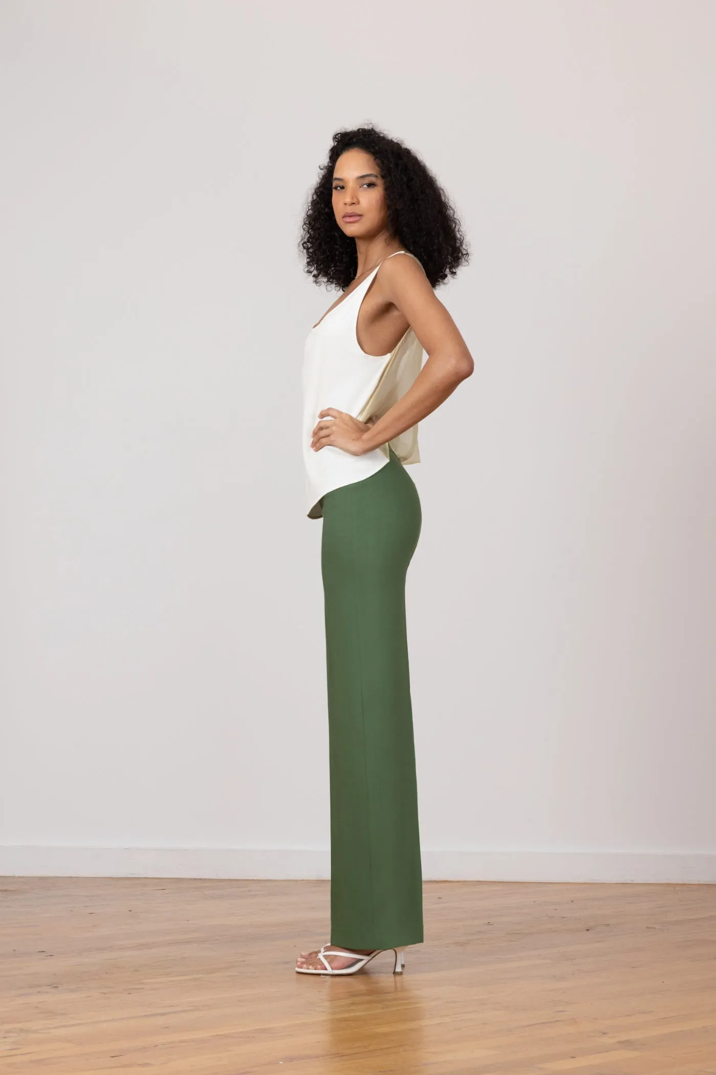 FLAVIA Linen Verde sold by Avenue Montaigne product image thumbnail 2