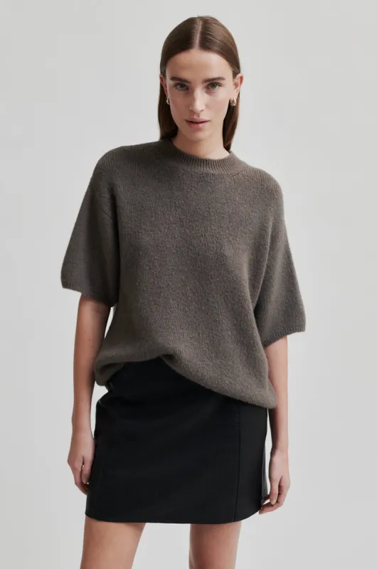 Wanda Knit O-Neck sold by Second Female