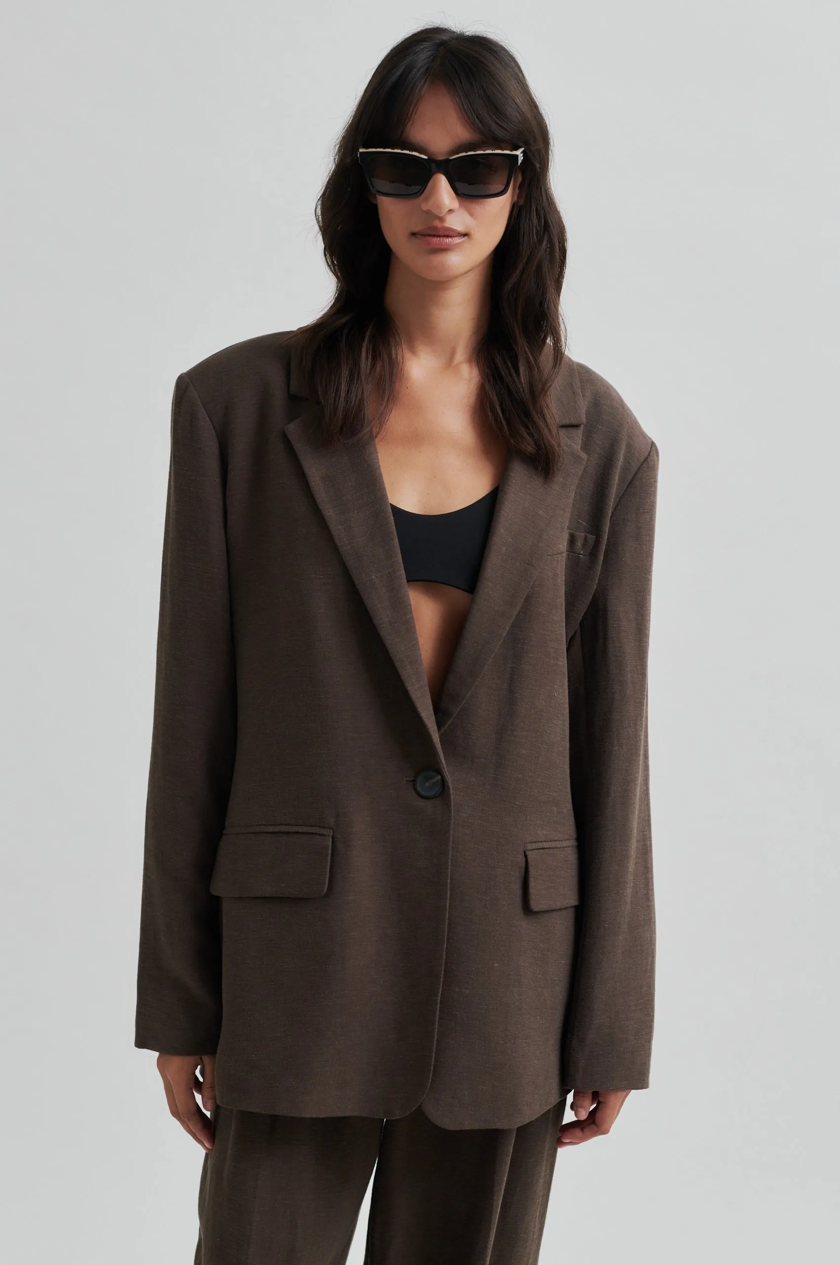 Lino New Fit Blazer sold by Second Female