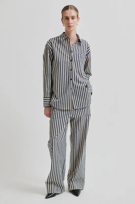Aila Trousers sold by Second Female