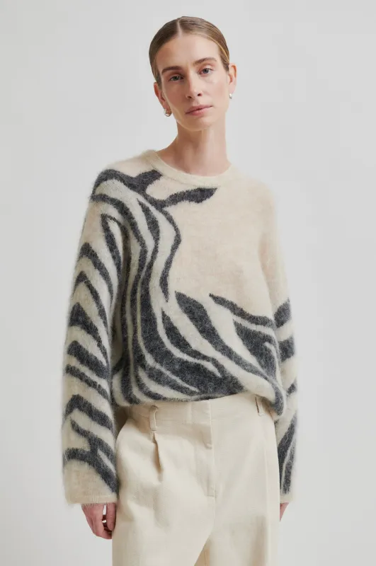 Zarah Knit O-Neck sold by Second Female