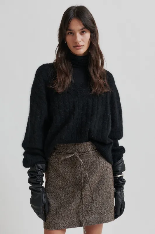 Brooky Knit V-Neck sold by Second Female