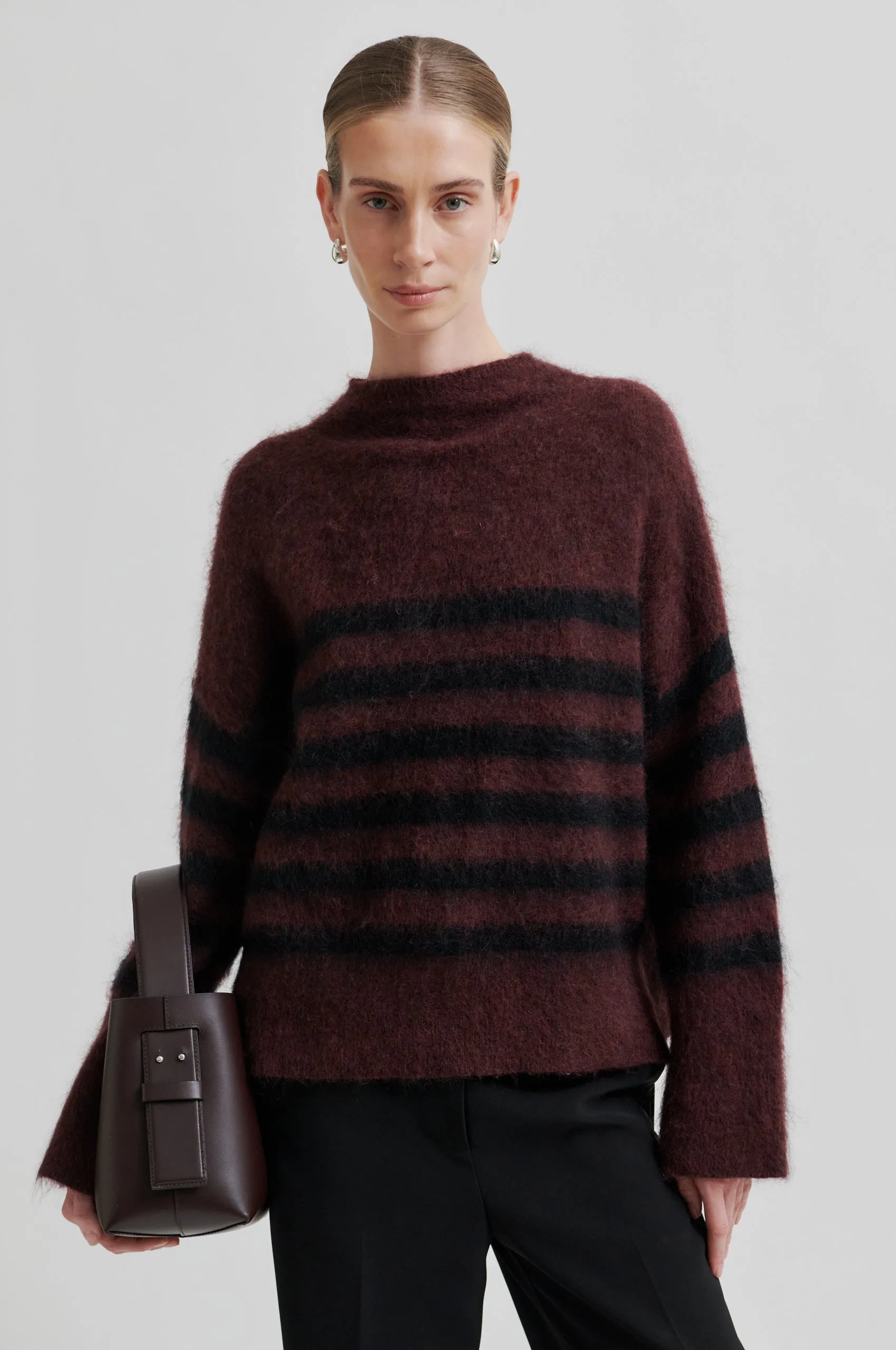 Ovalana Knit T-Neck sold by Second Female