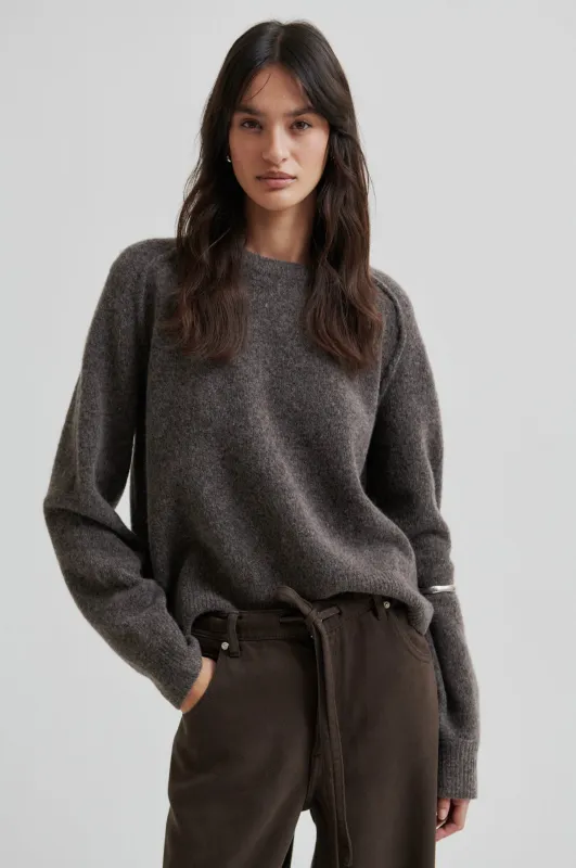 Banja Knit Raglan O-Neck sold by Second Female