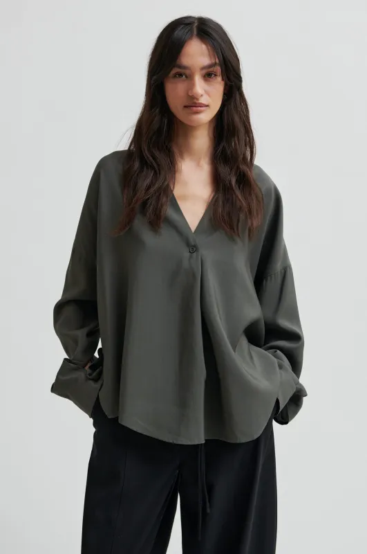 Timeline Blouse sold by Second Female