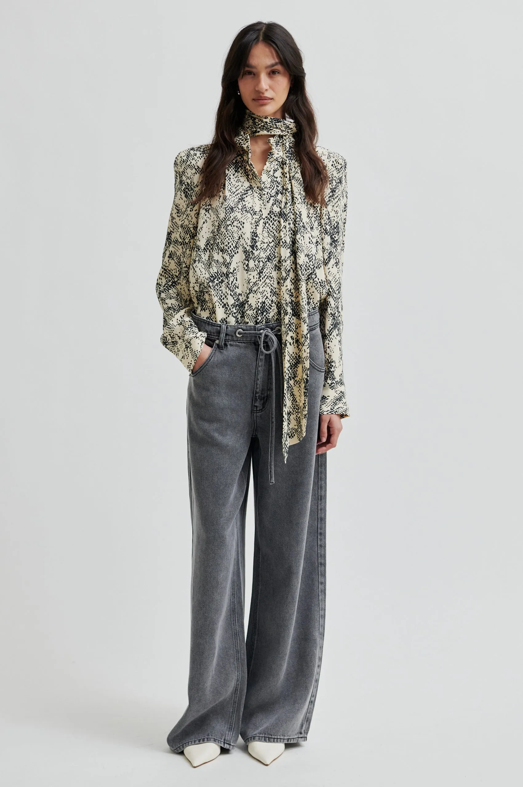 Sneaky Shirt sold by Second Female product image thumbnail 3