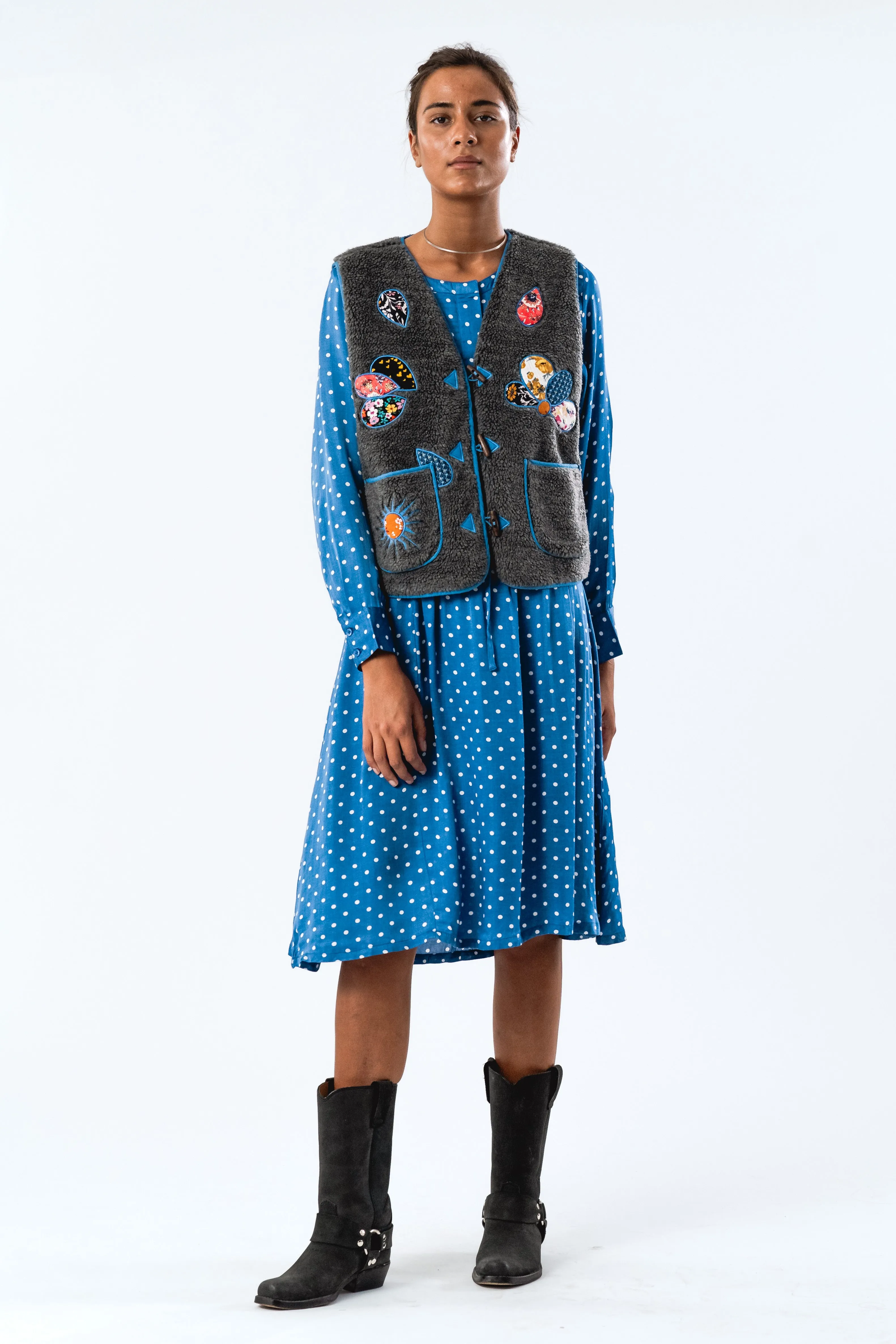 HugoLL Vest SL - Washed Black sold by Lollys Laundry