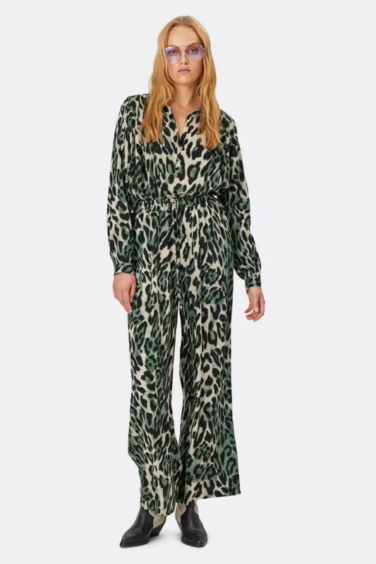 Lari Shirt - Leopard Print sold by Lollys Laundry