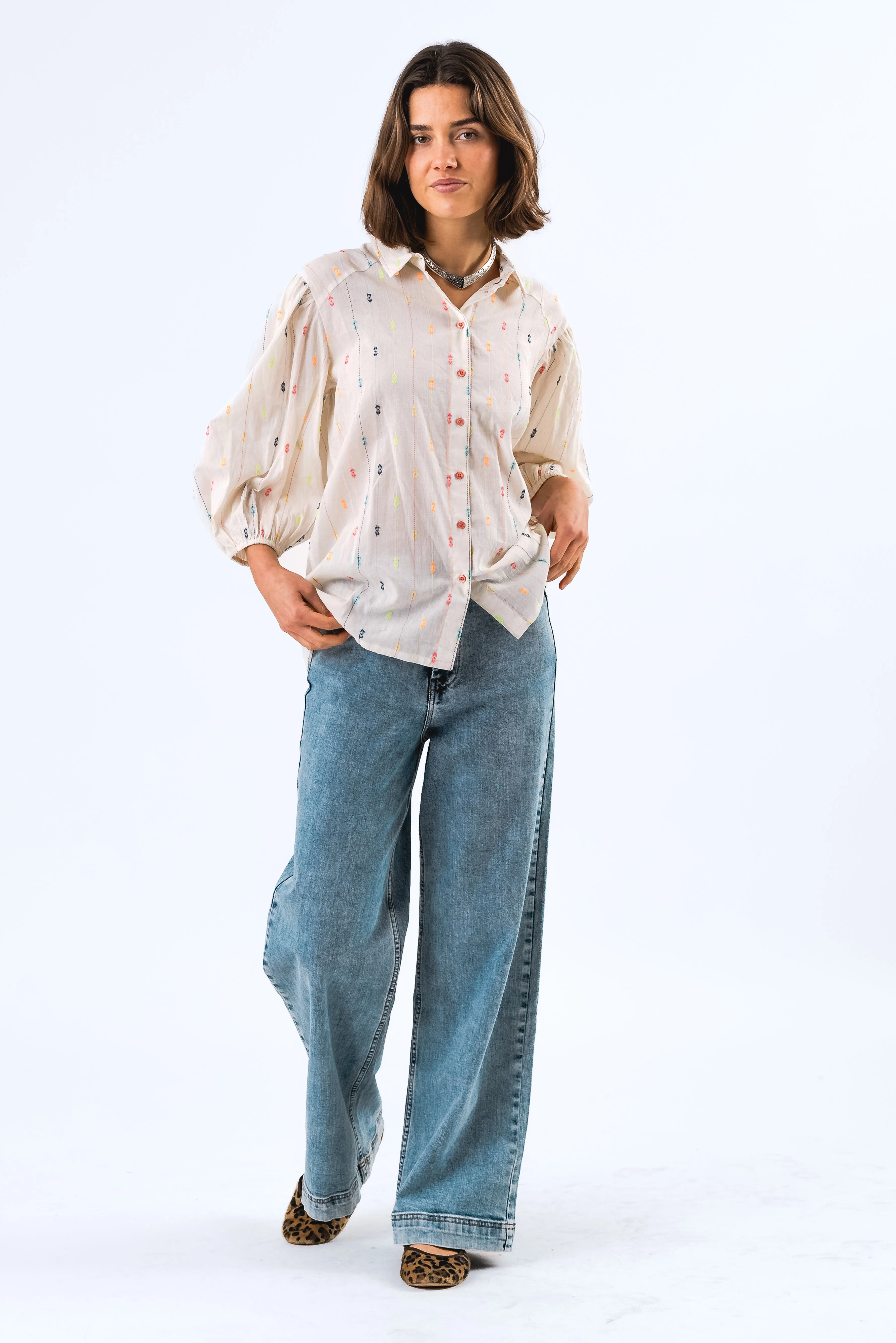 HeidiLL Shirt - Creme sold by Lollys Laundry
