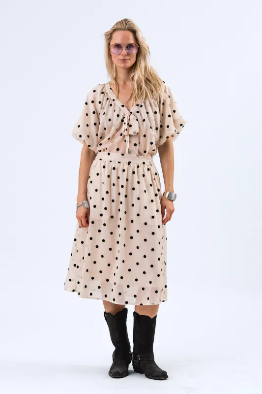 EllaLL Midi Skirt - Creme sold by Lollys Laundry