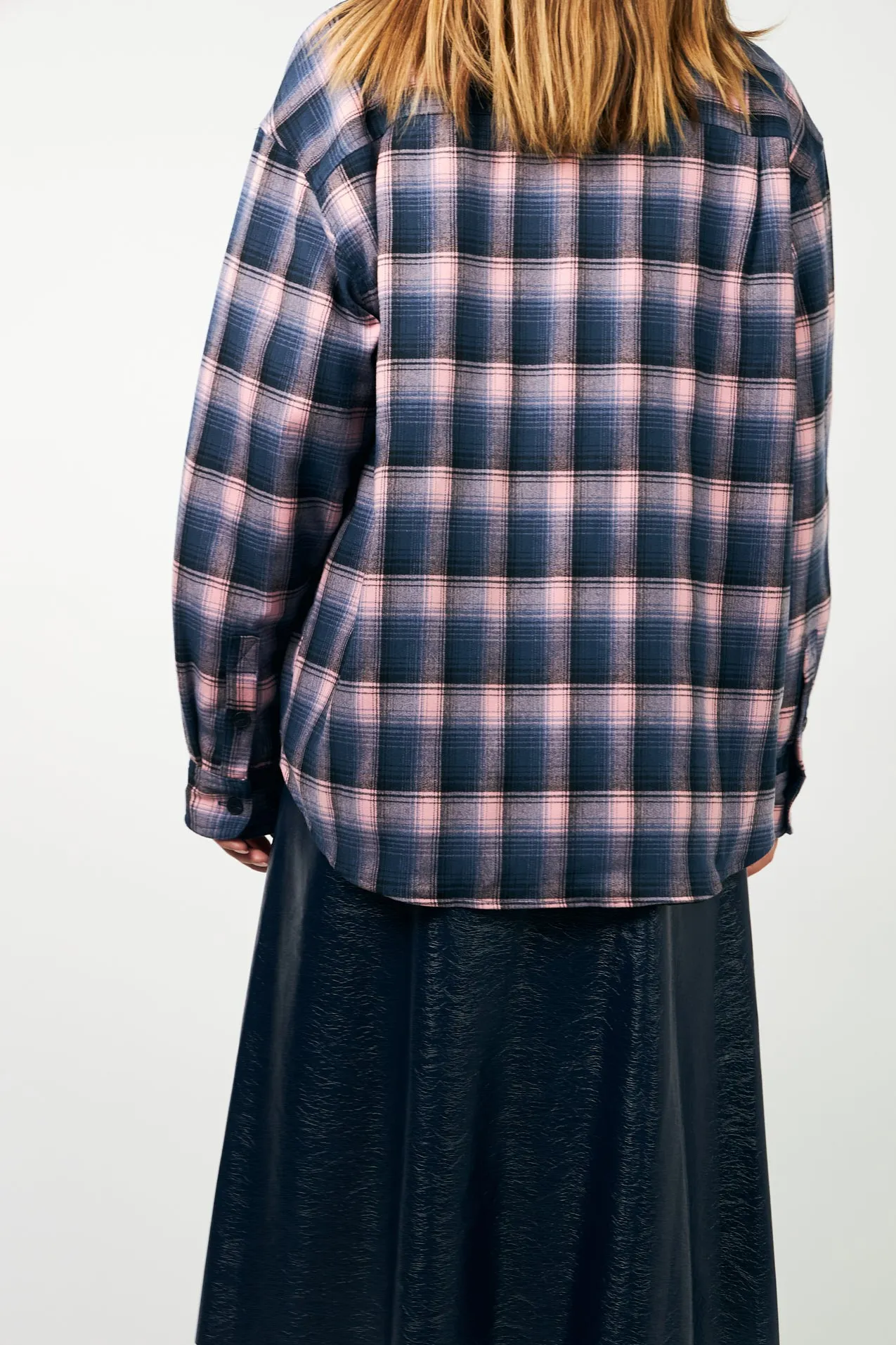 SigneLL Overshirt - Light Pink sold by Lollys Laundry product image thumbnail 4